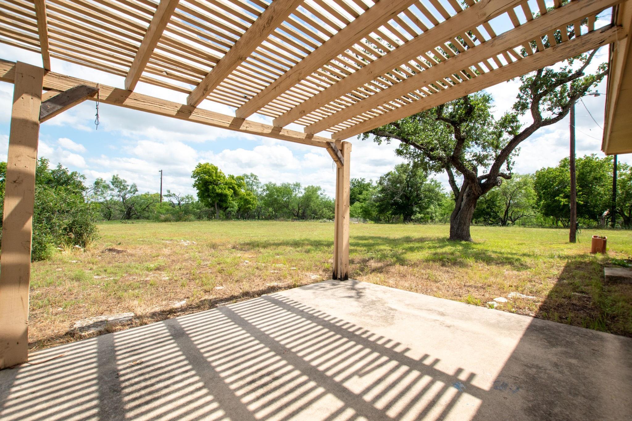 main property photo 6