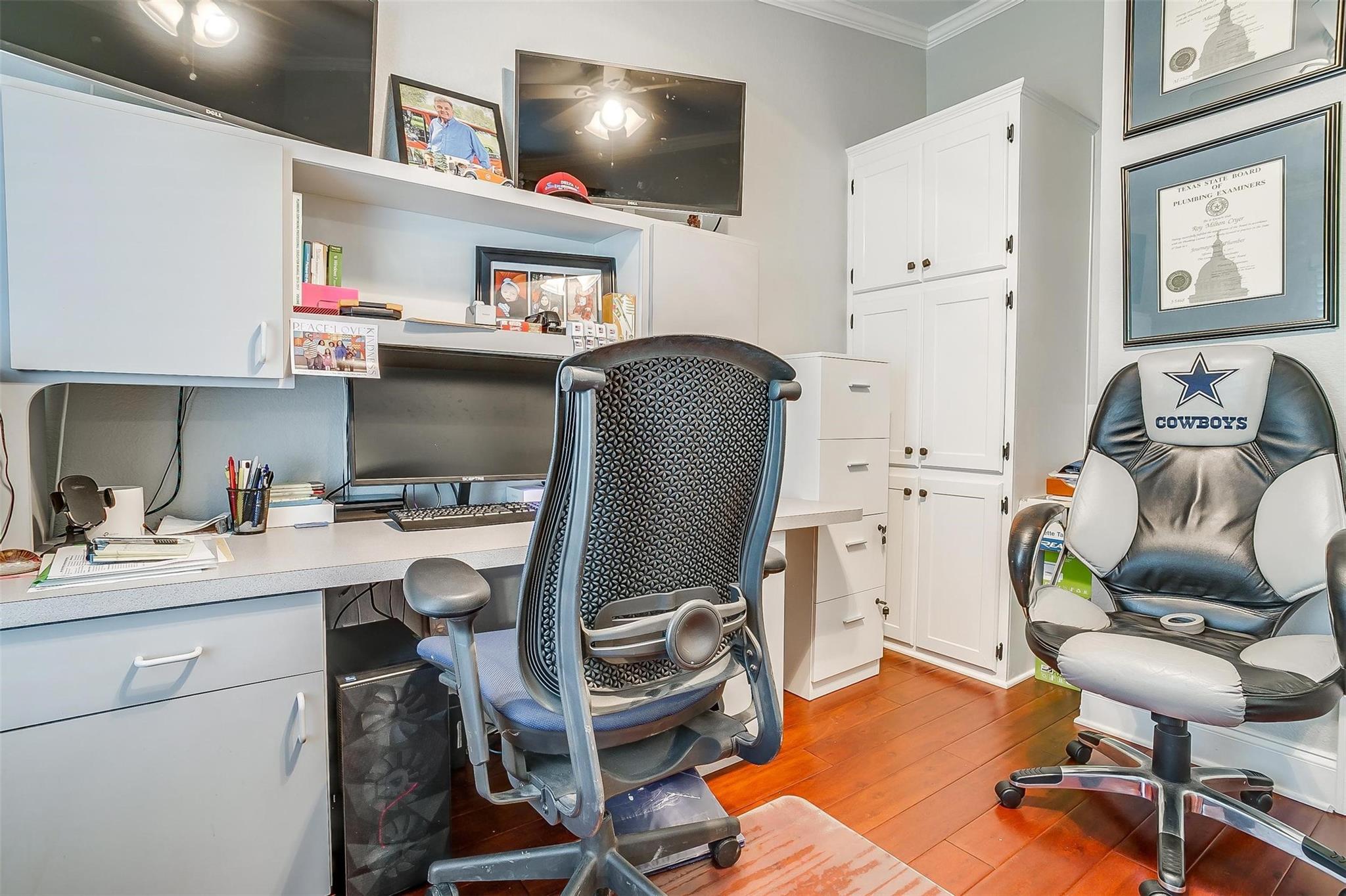 main property photo 36