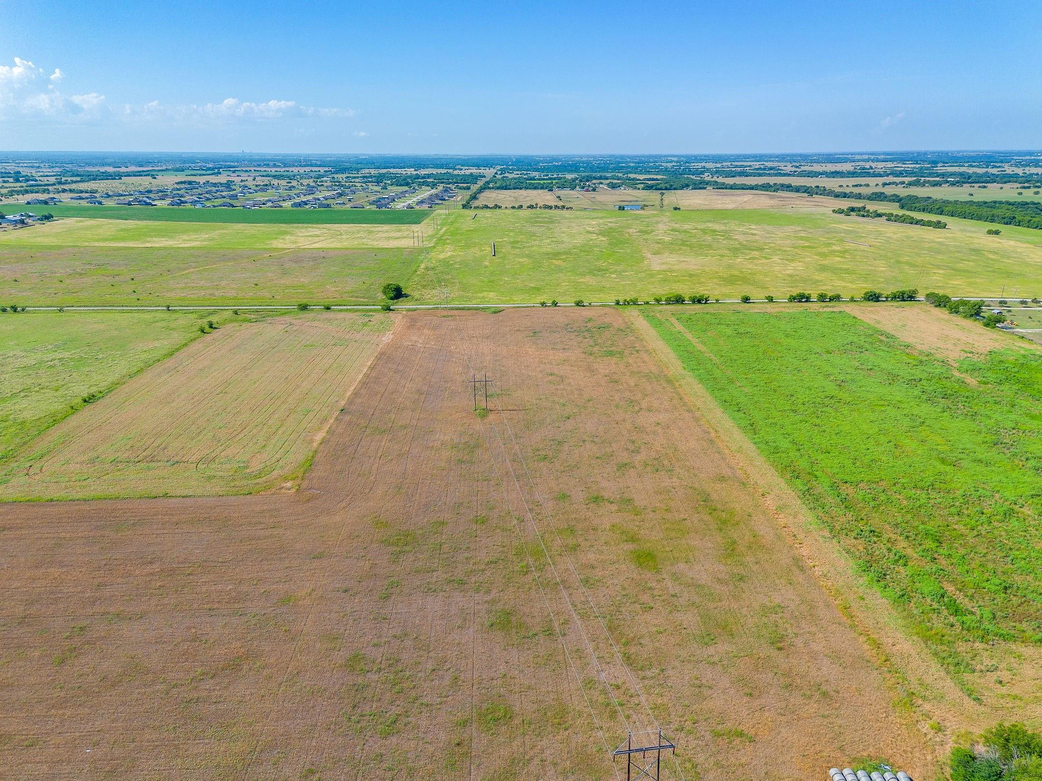main property photo 9