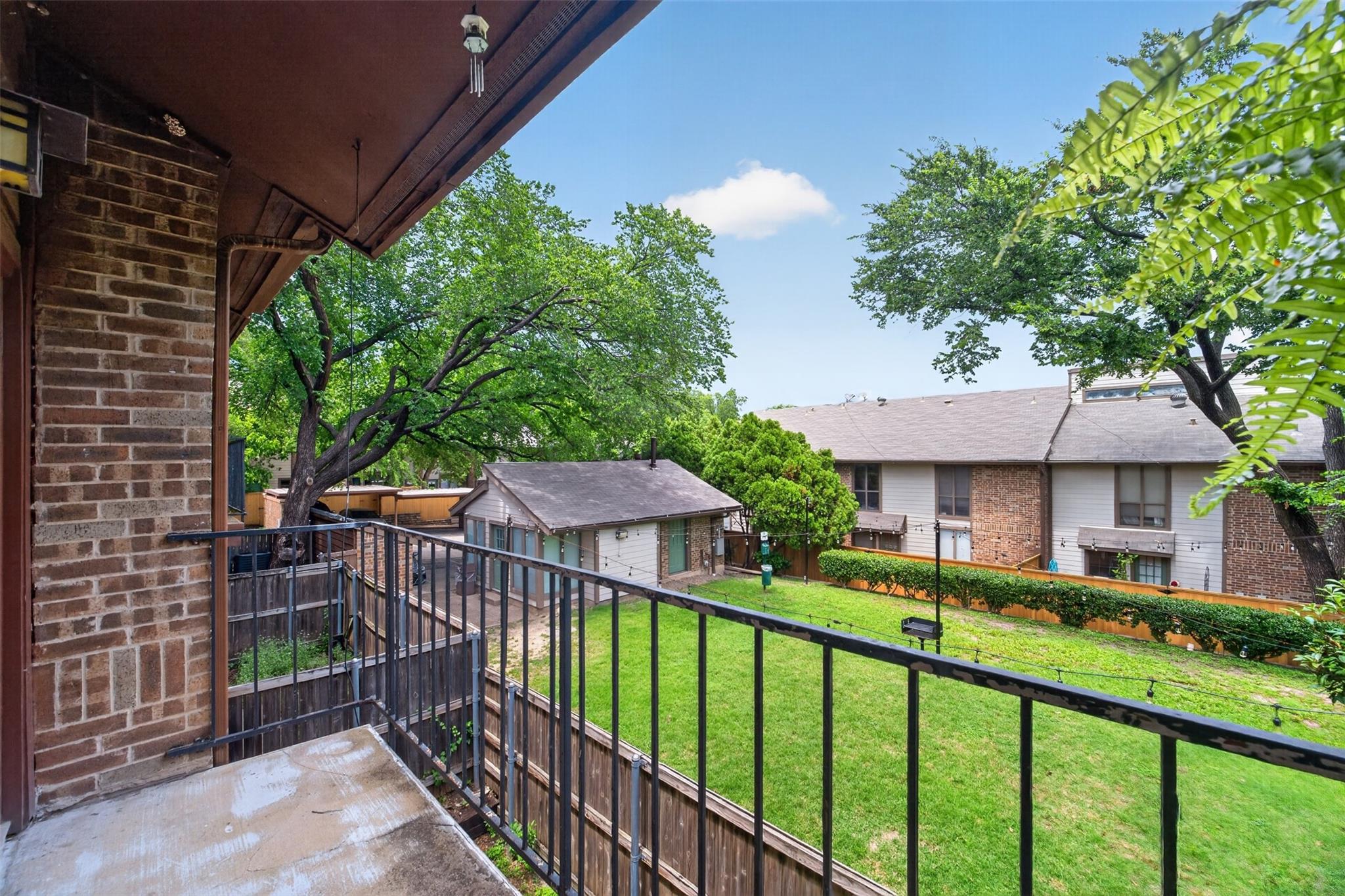 main property photo 17