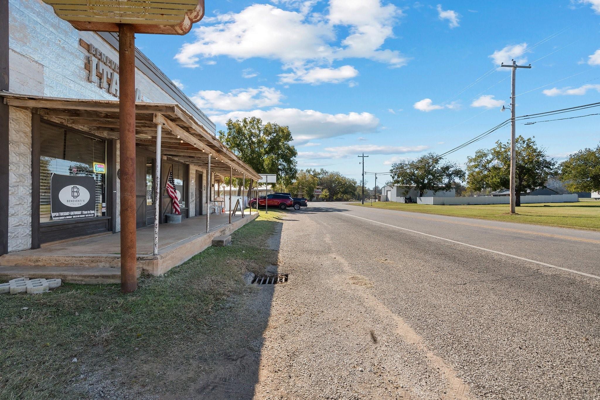 main property photo 11