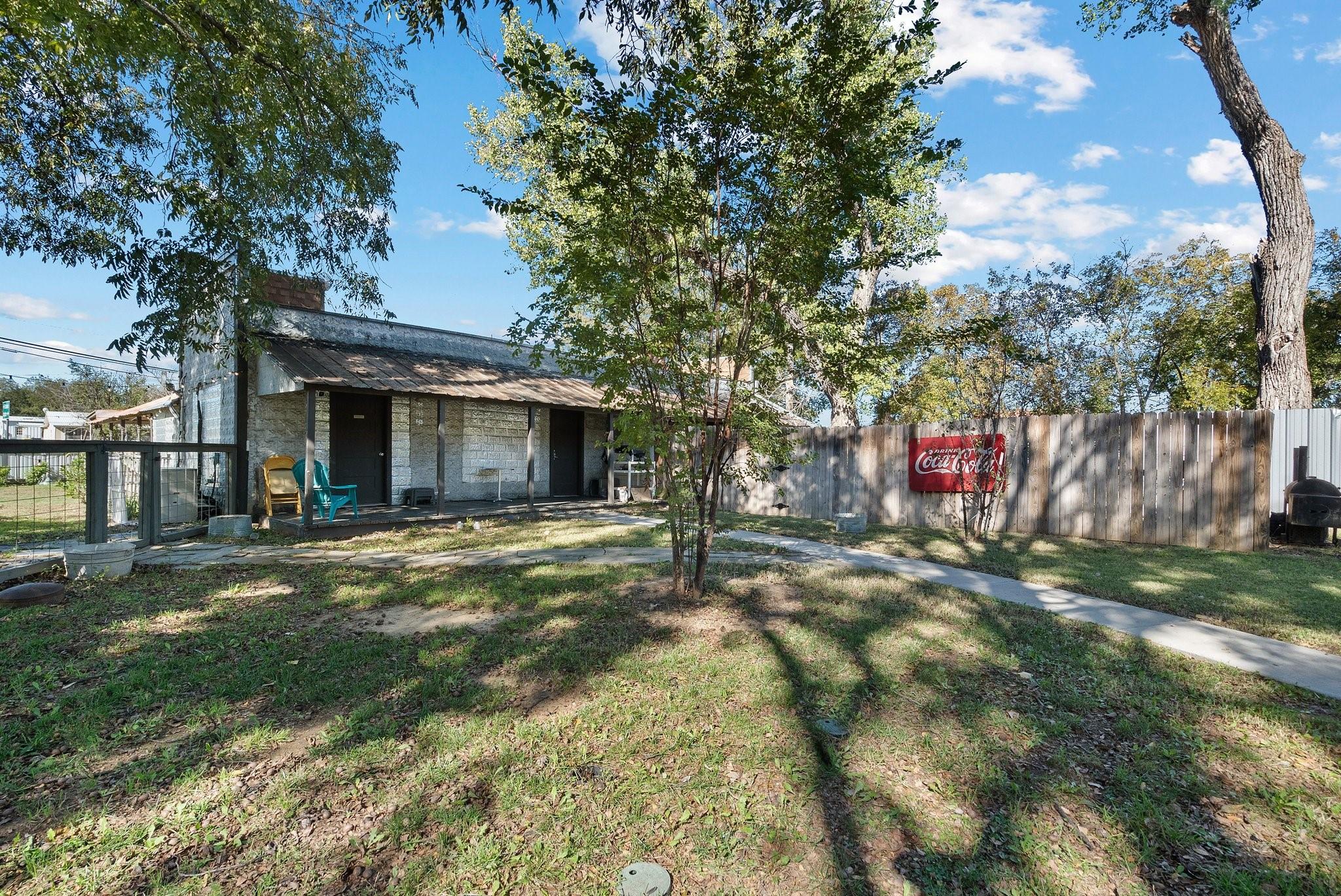 main property photo 28
