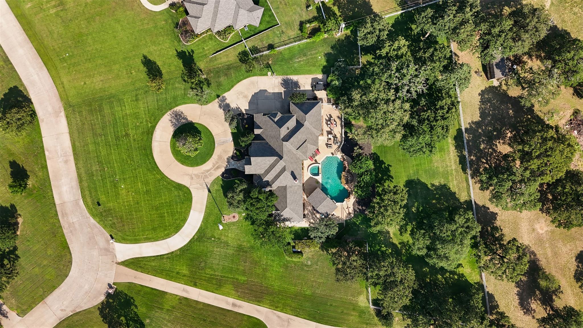 property viewer photo 34