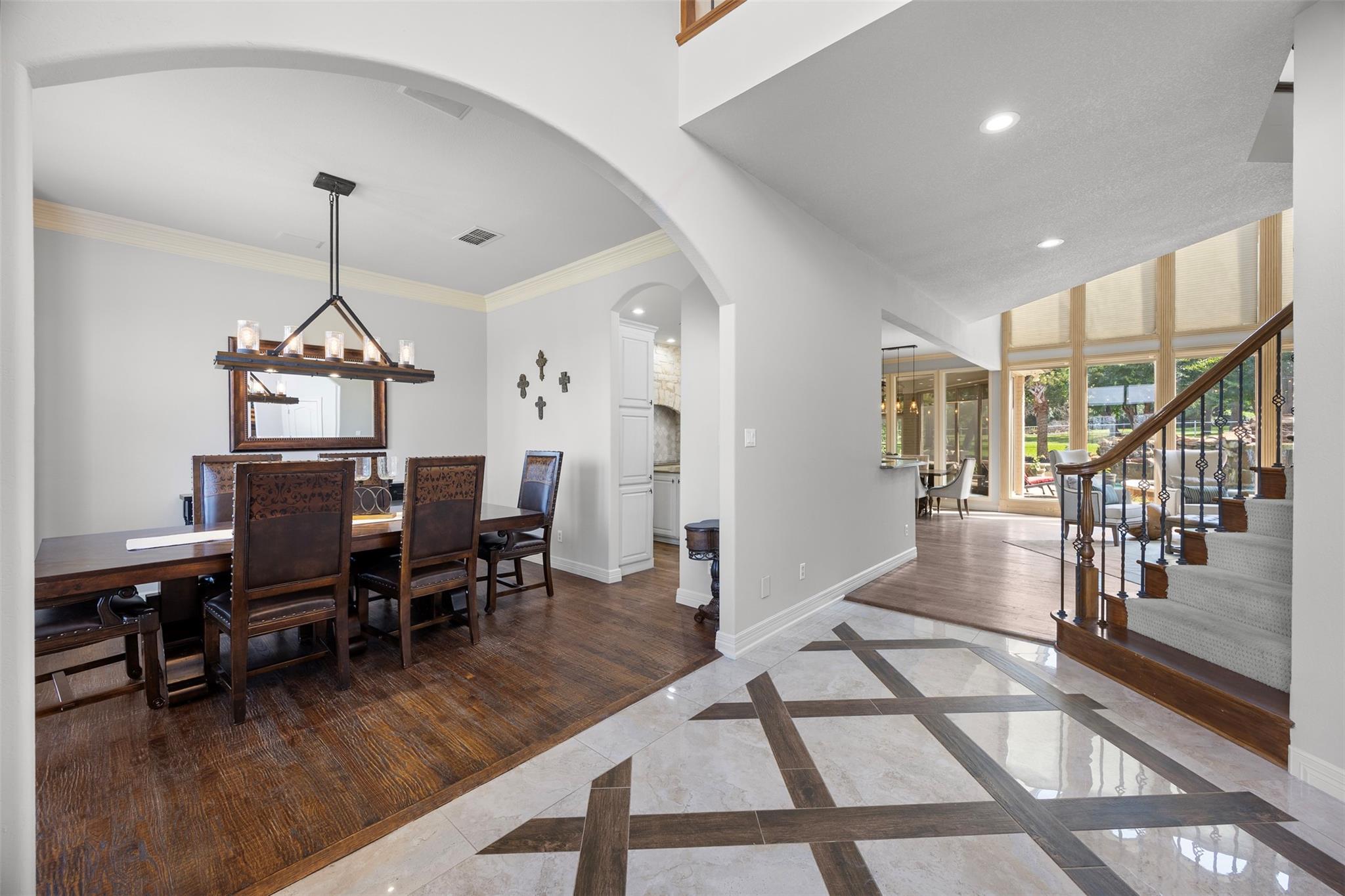 property viewer photo 5