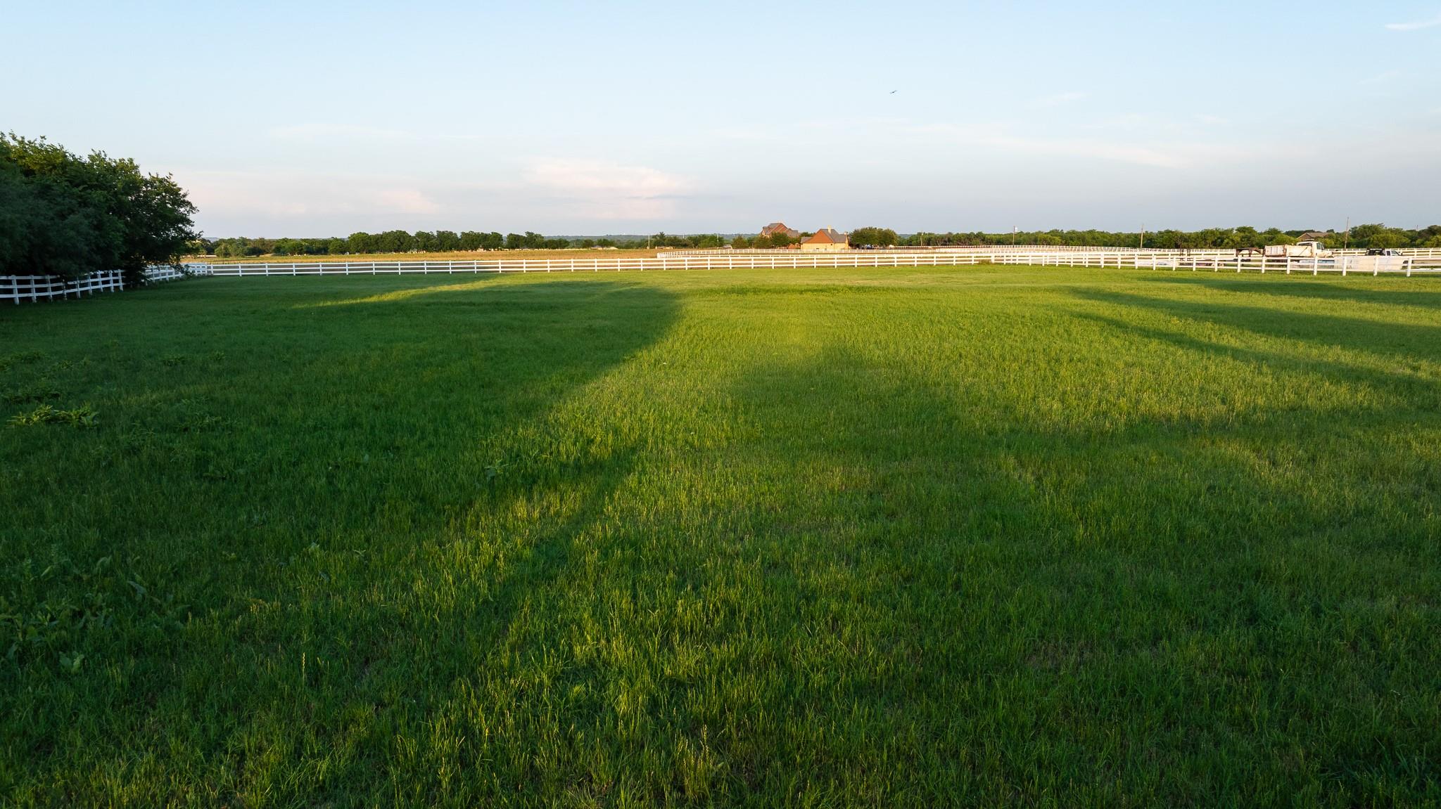 main property photo 26