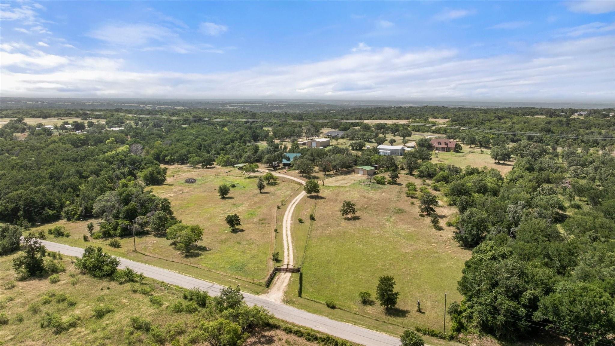 main property photo 33