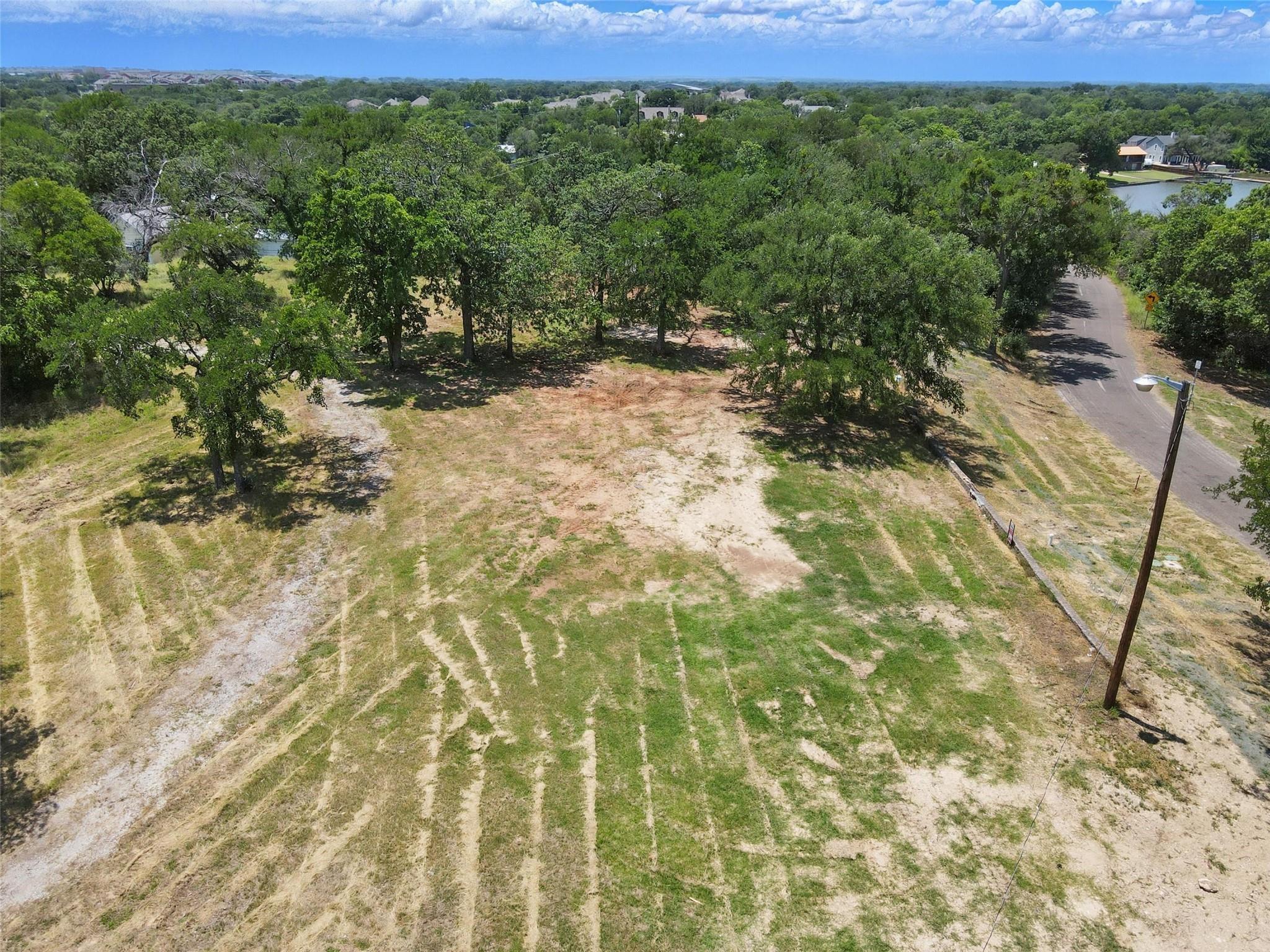 main property photo 20