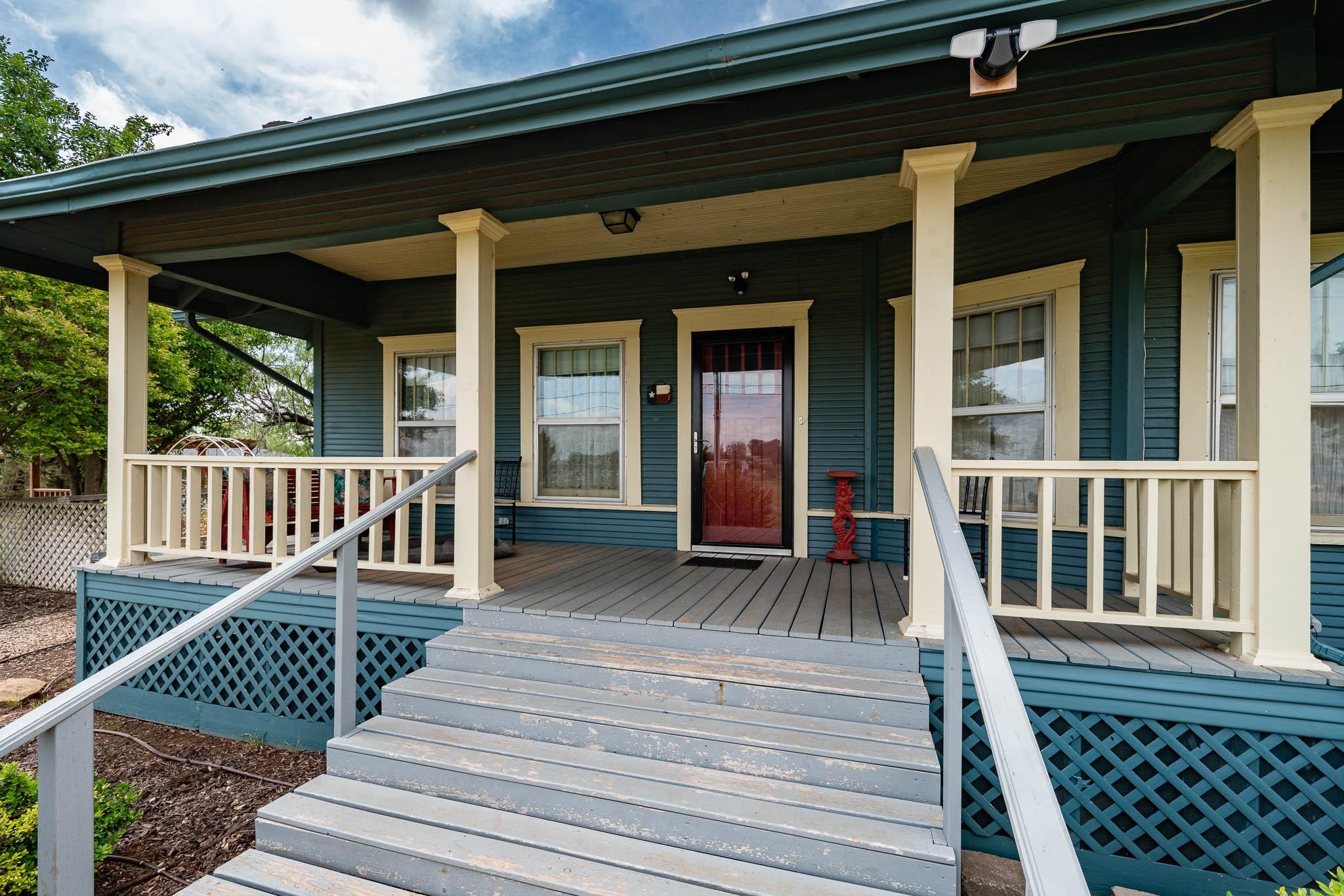 main property photo 2