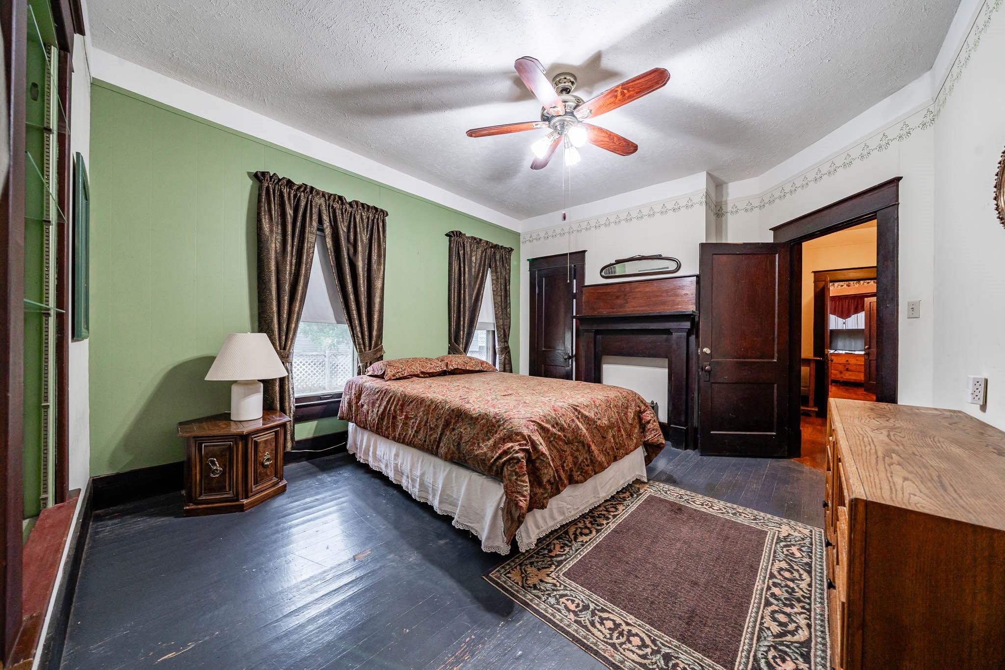 main property photo 21