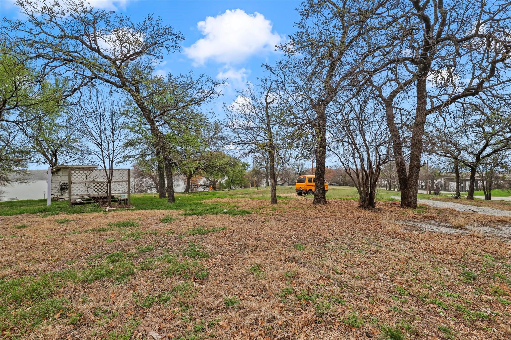 main property photo 10