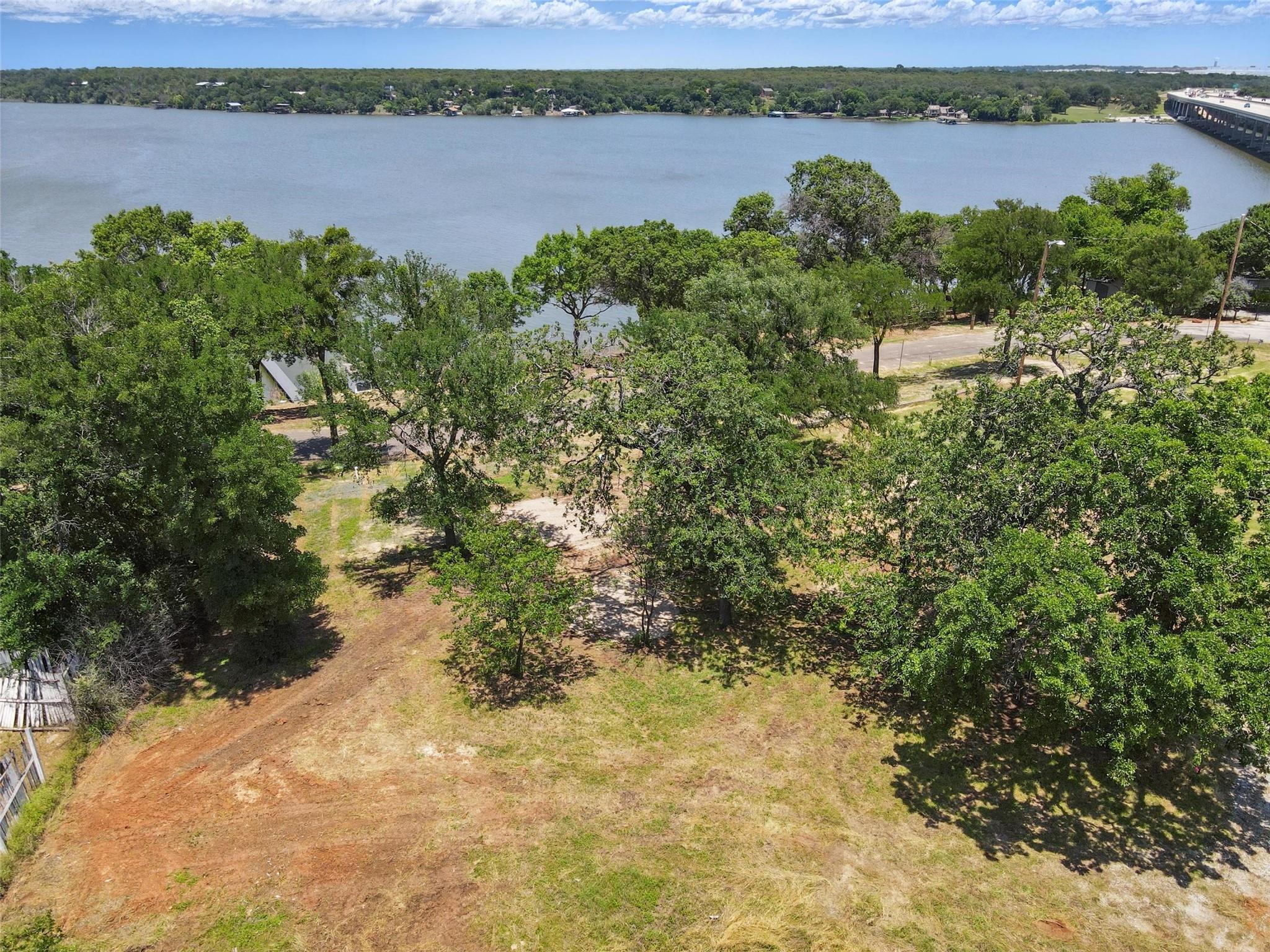 main property photo 33