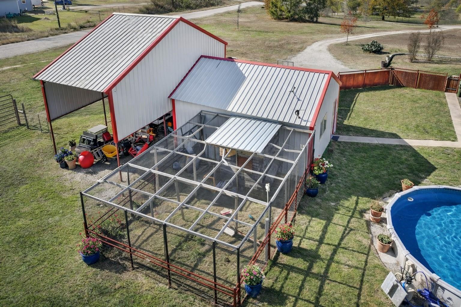 main property photo 35