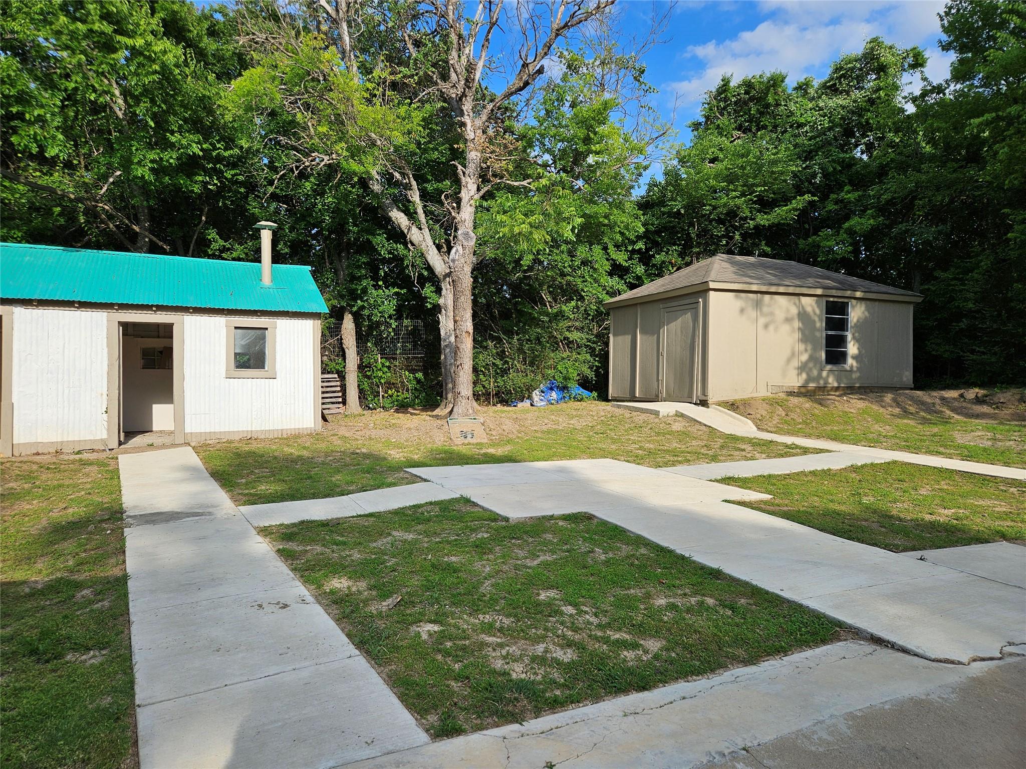 main property photo 15