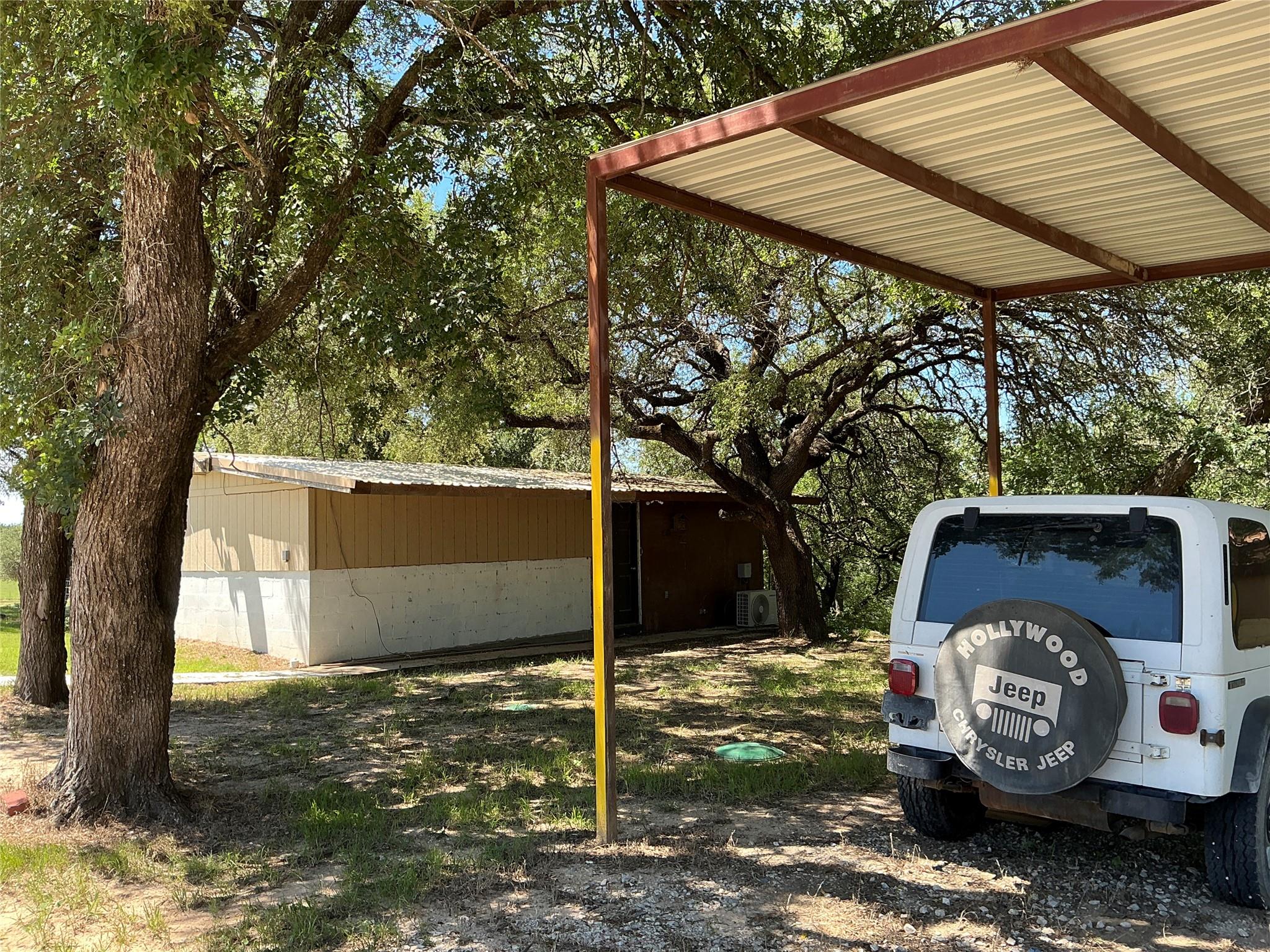 main property photo 16