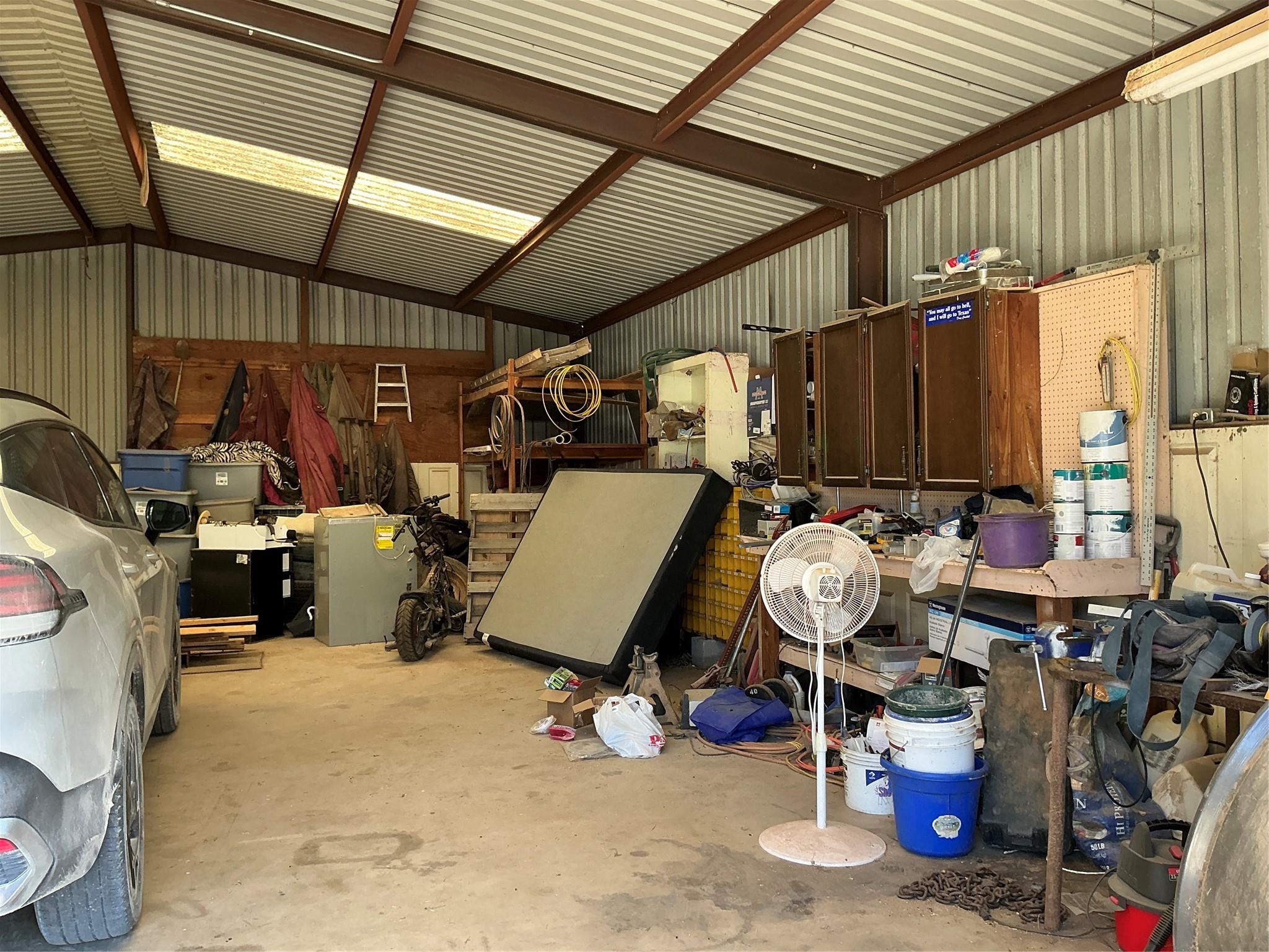main property photo 18