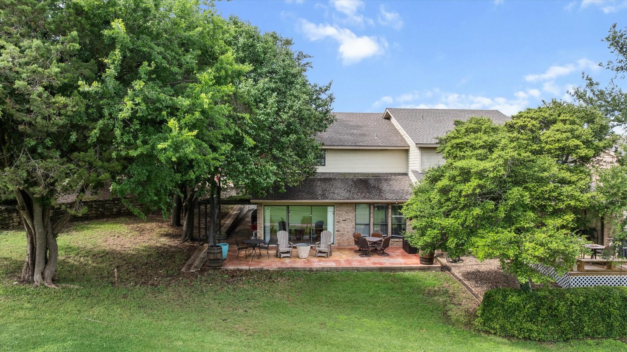 main property photo 37