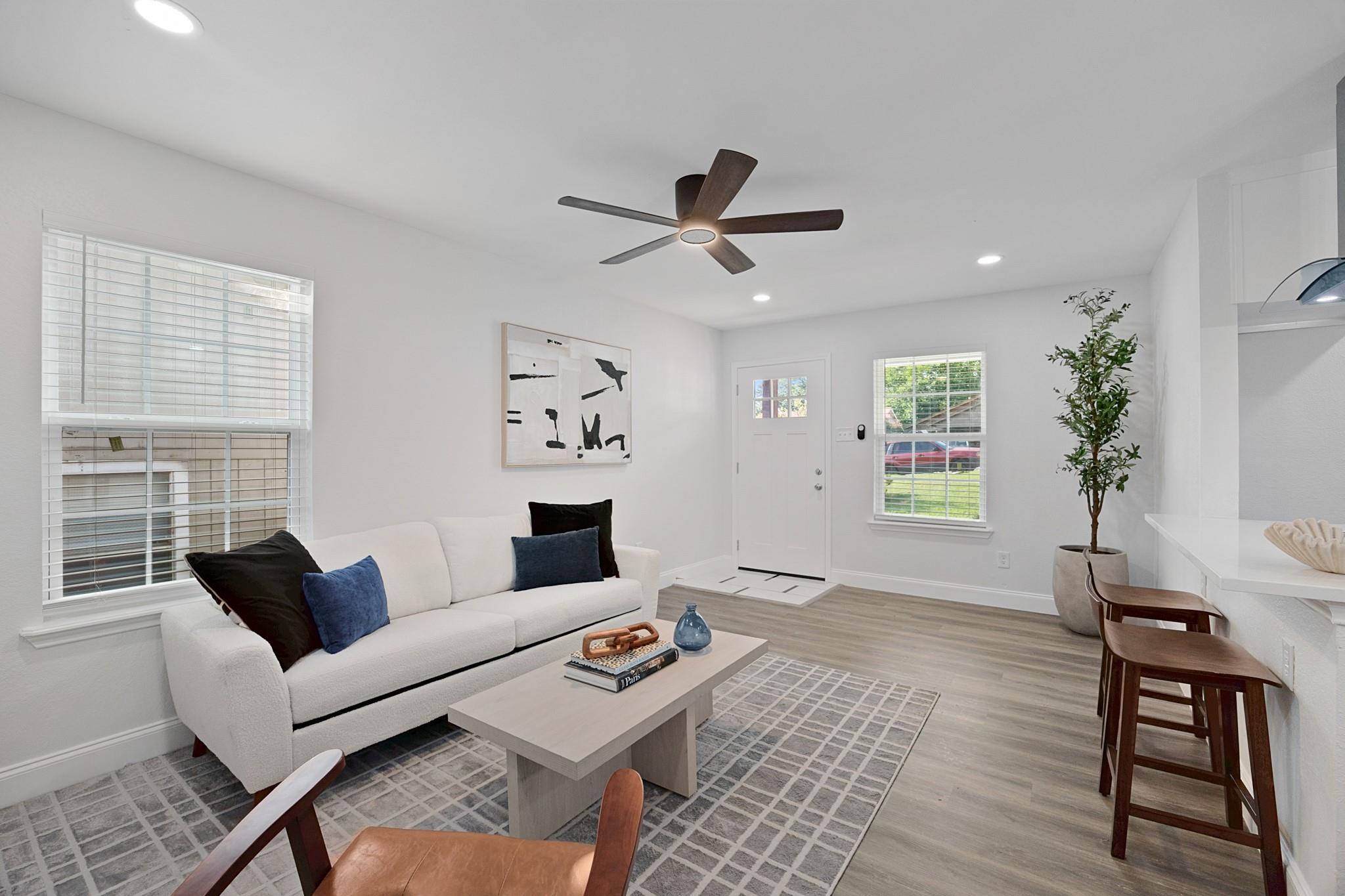 property viewer photo 9