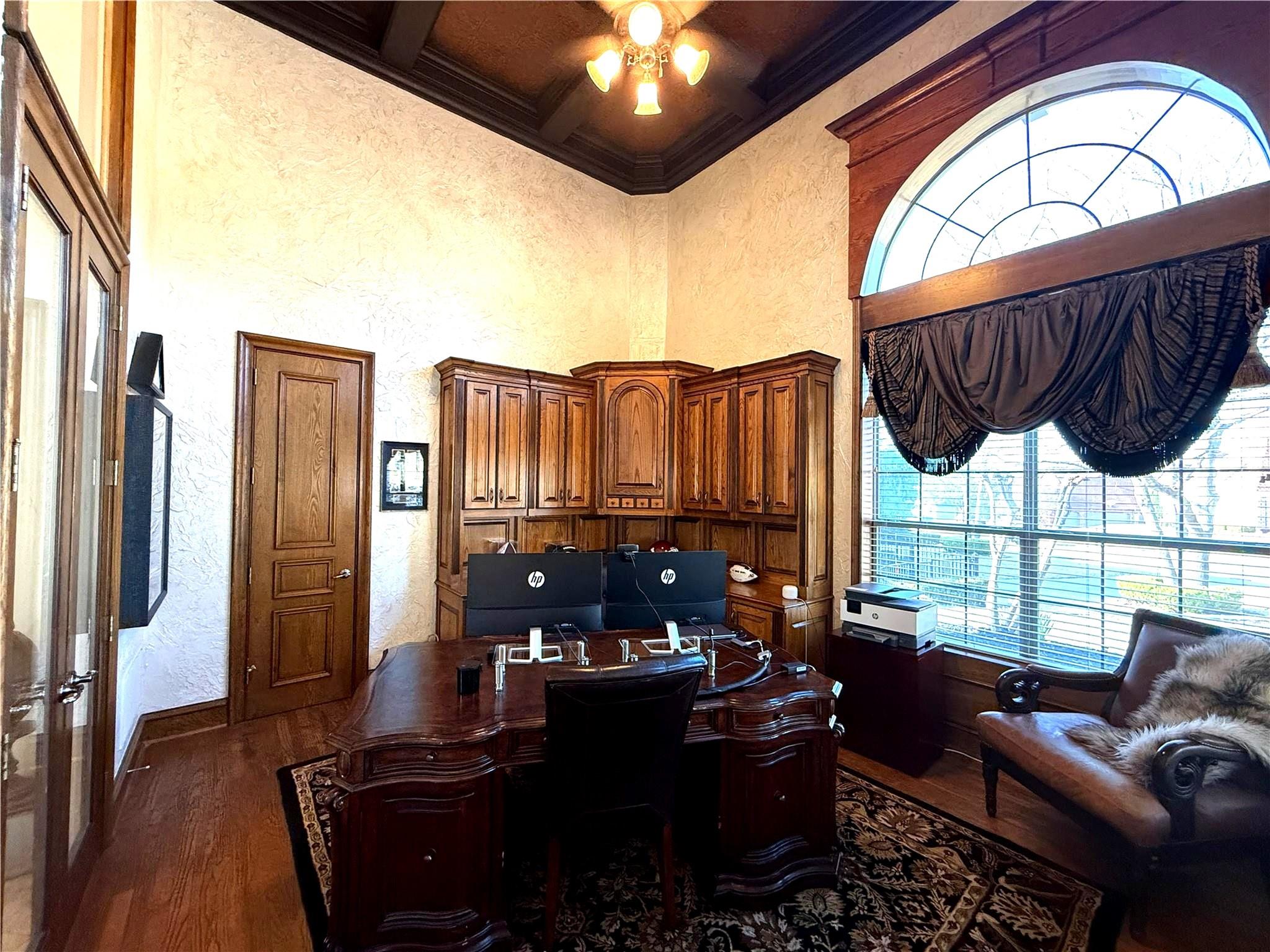 main property photo 21