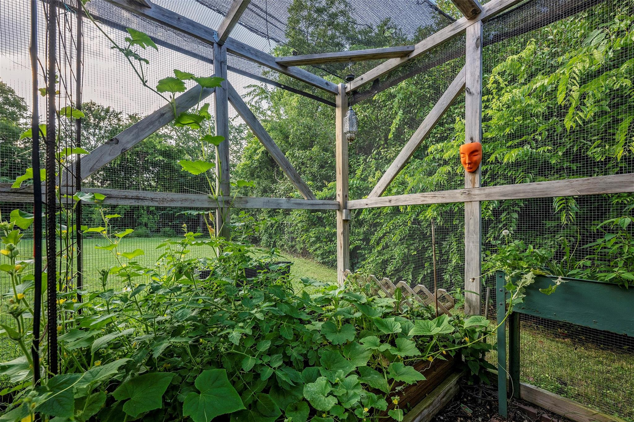 main property photo 39