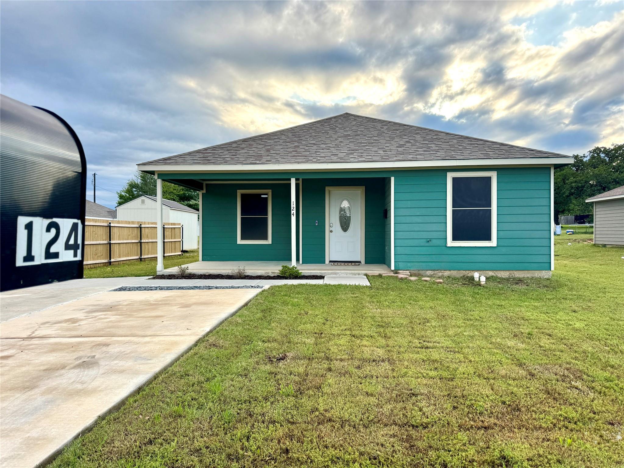 main property photo 26