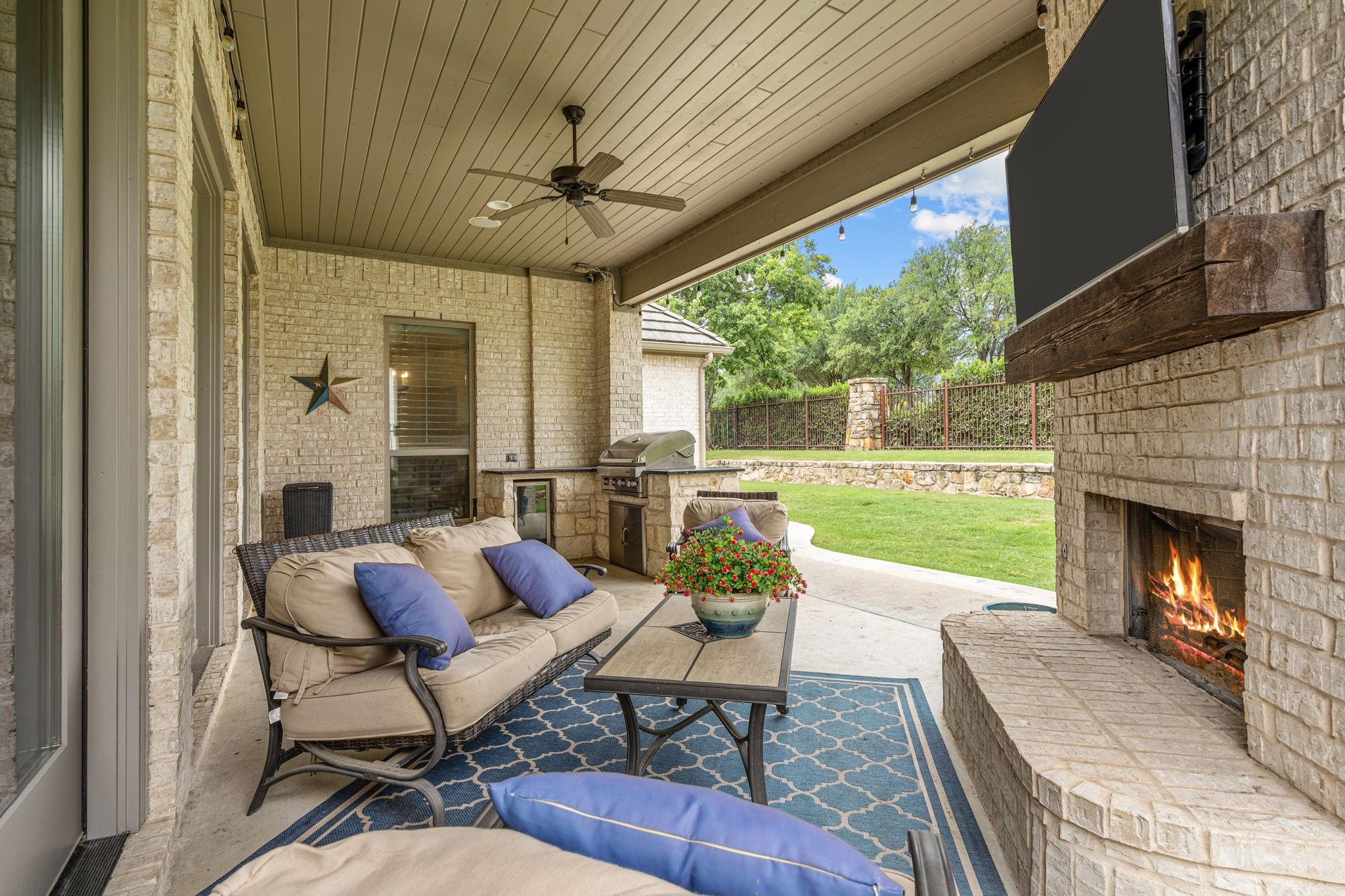 main property photo 26