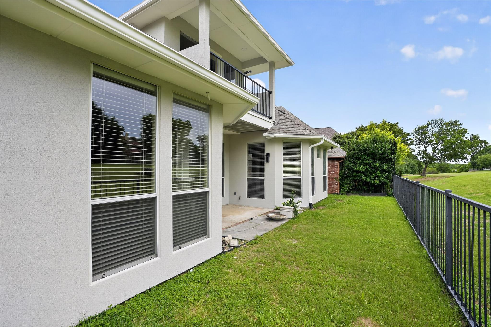 main property photo 29