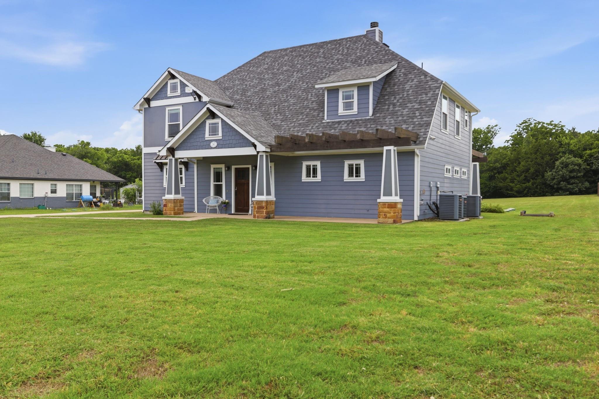 main property photo 33