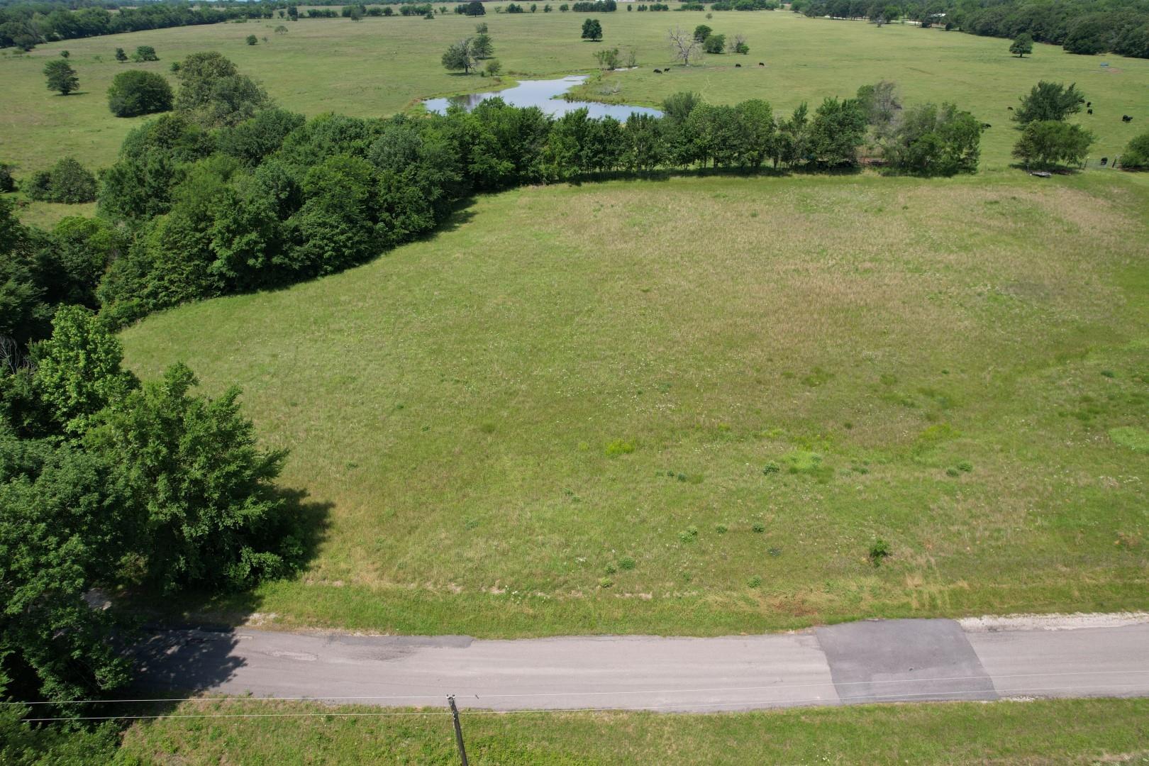 main property photo 9