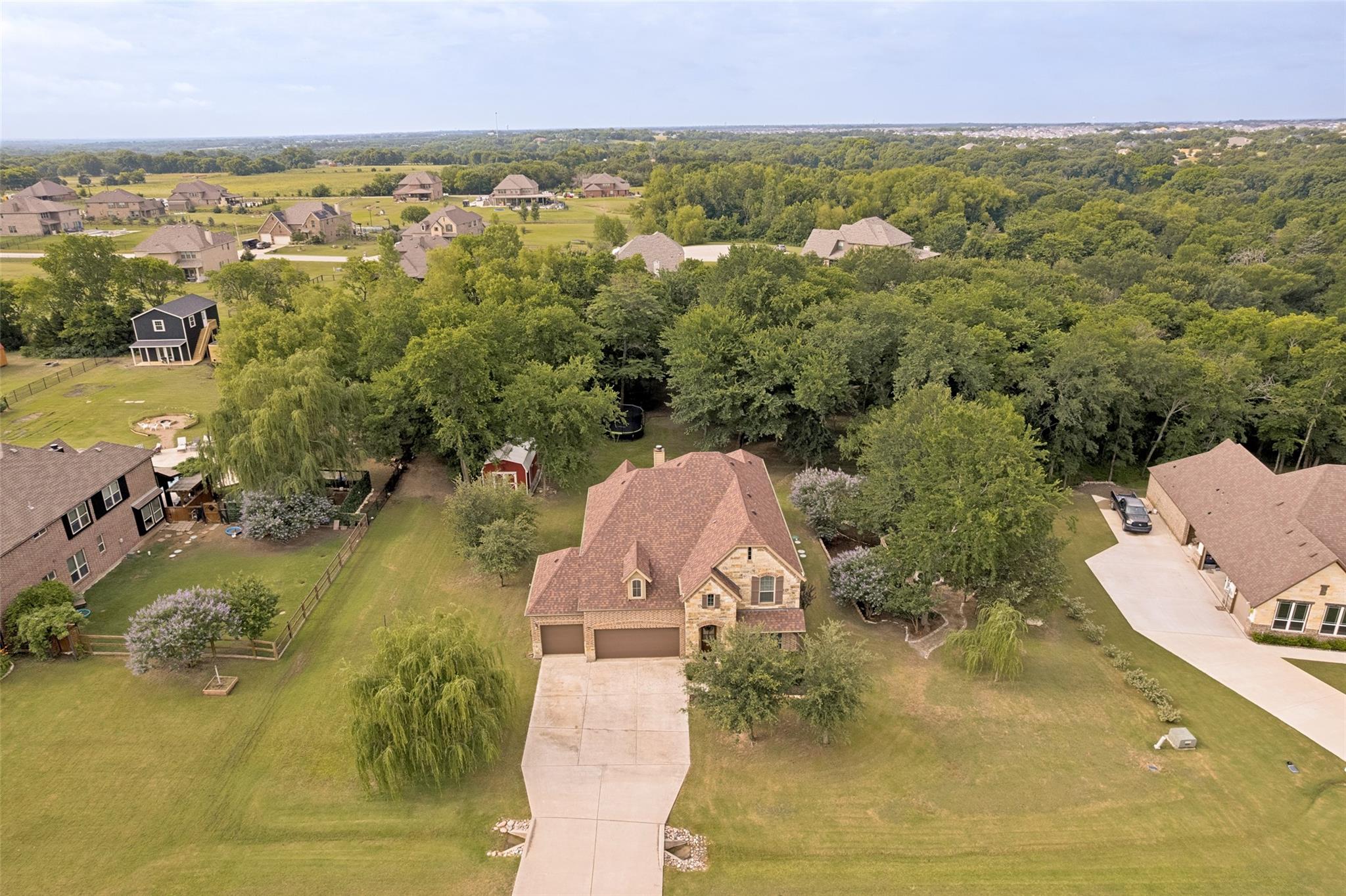 main property photo 37