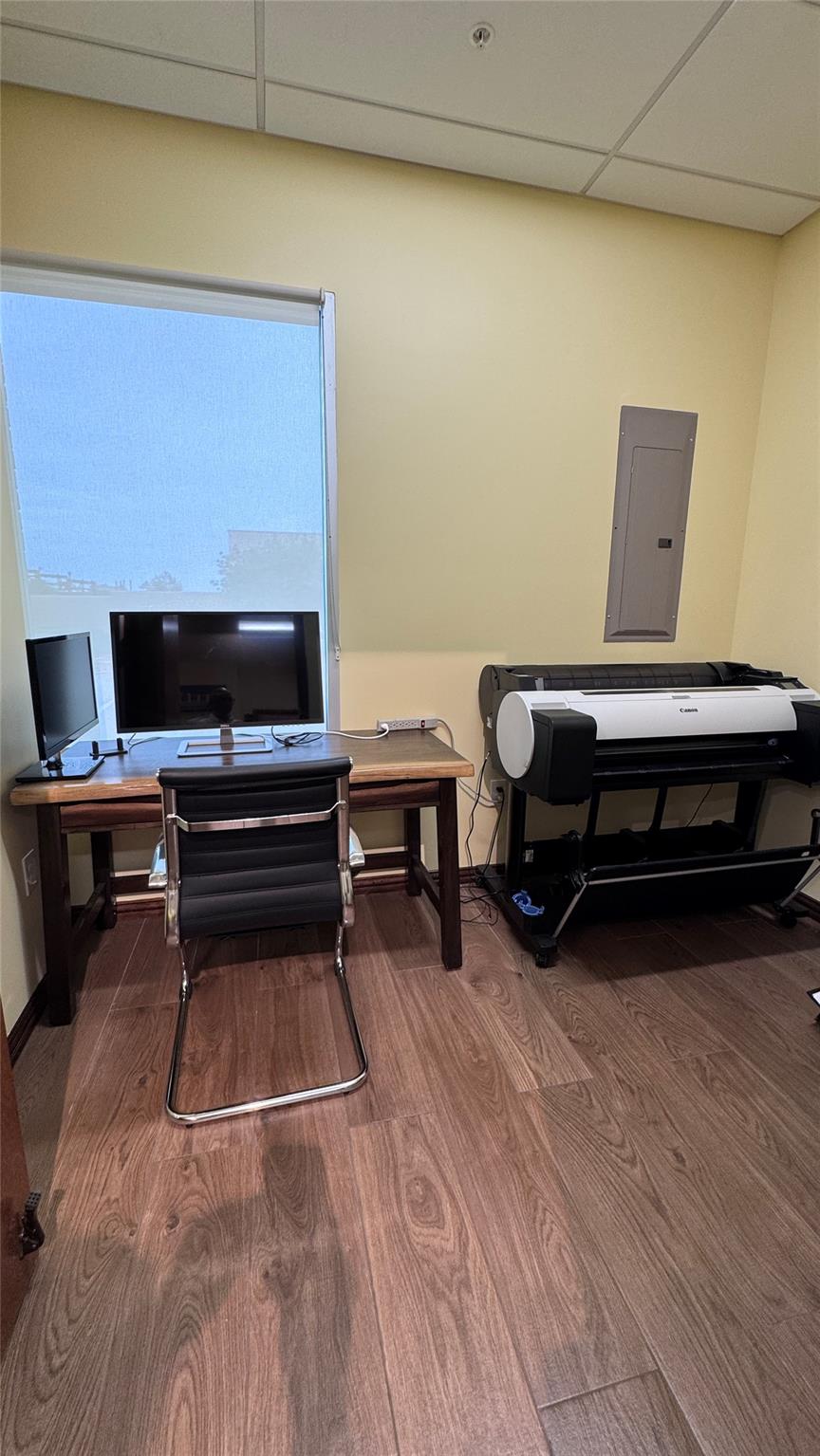 main property photo 15