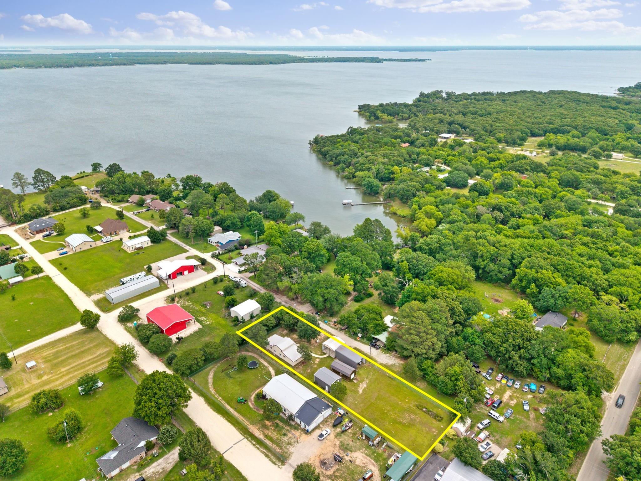 main property photo 33