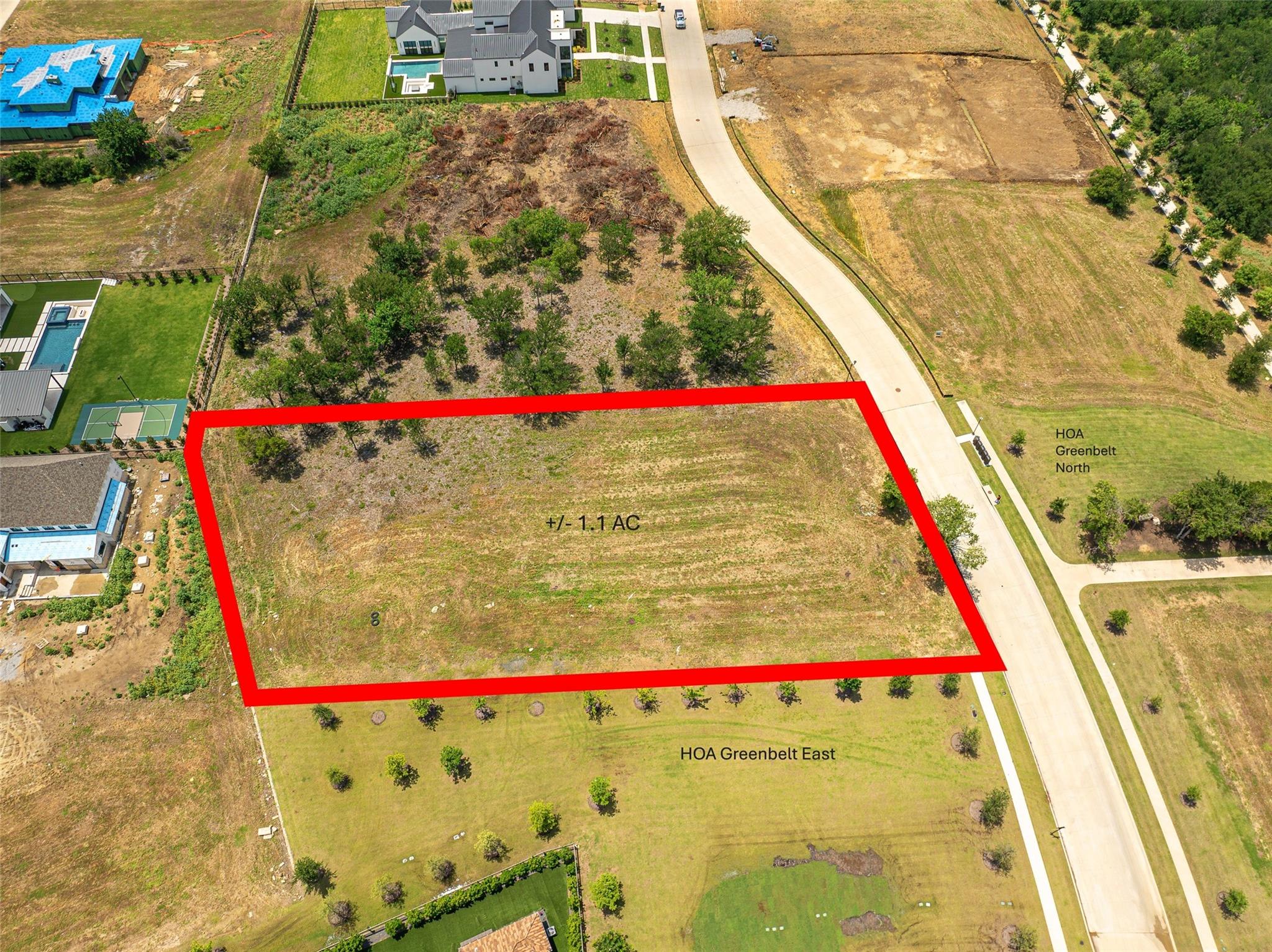 main property photo 10