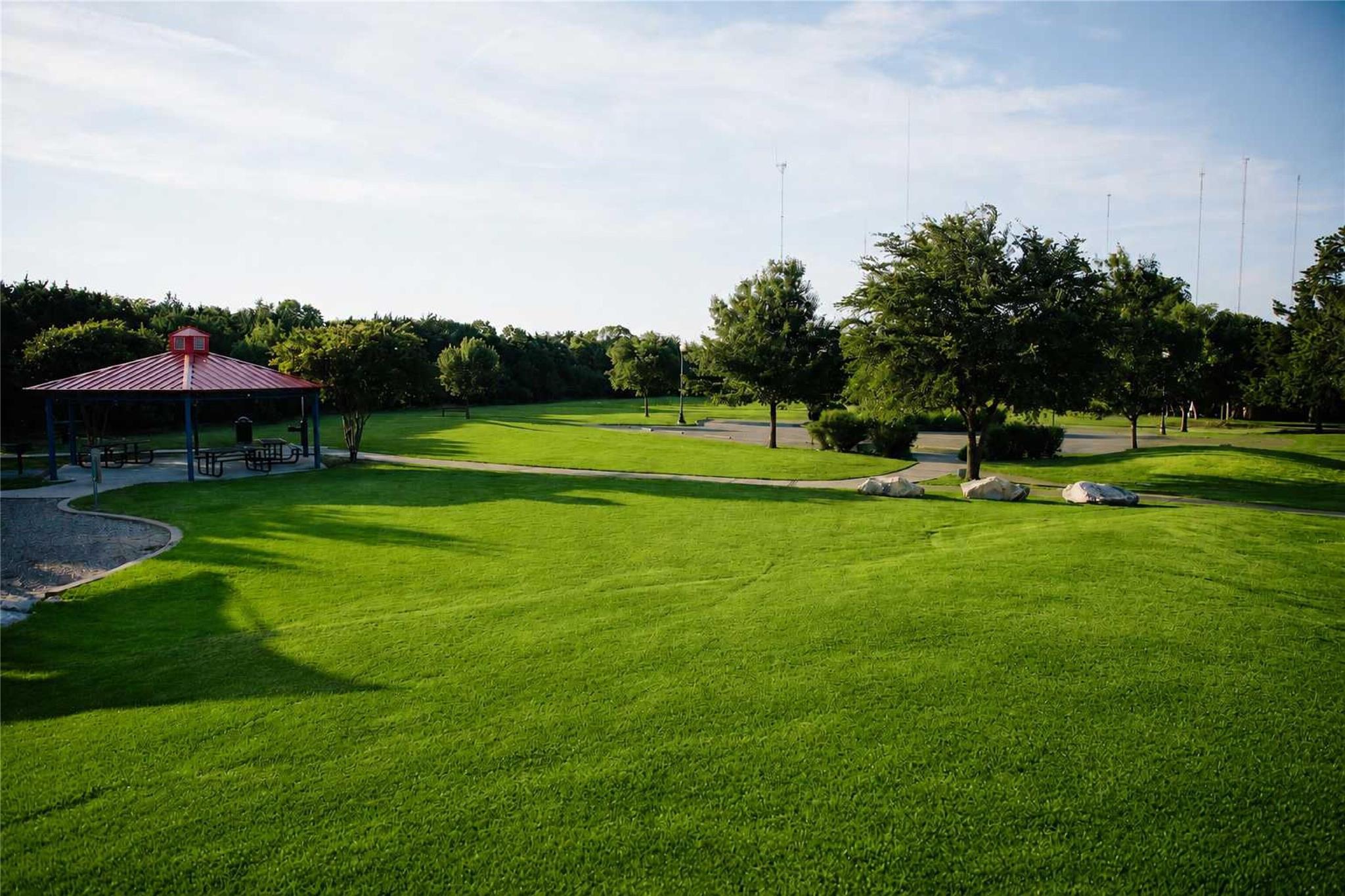 main property photo 34