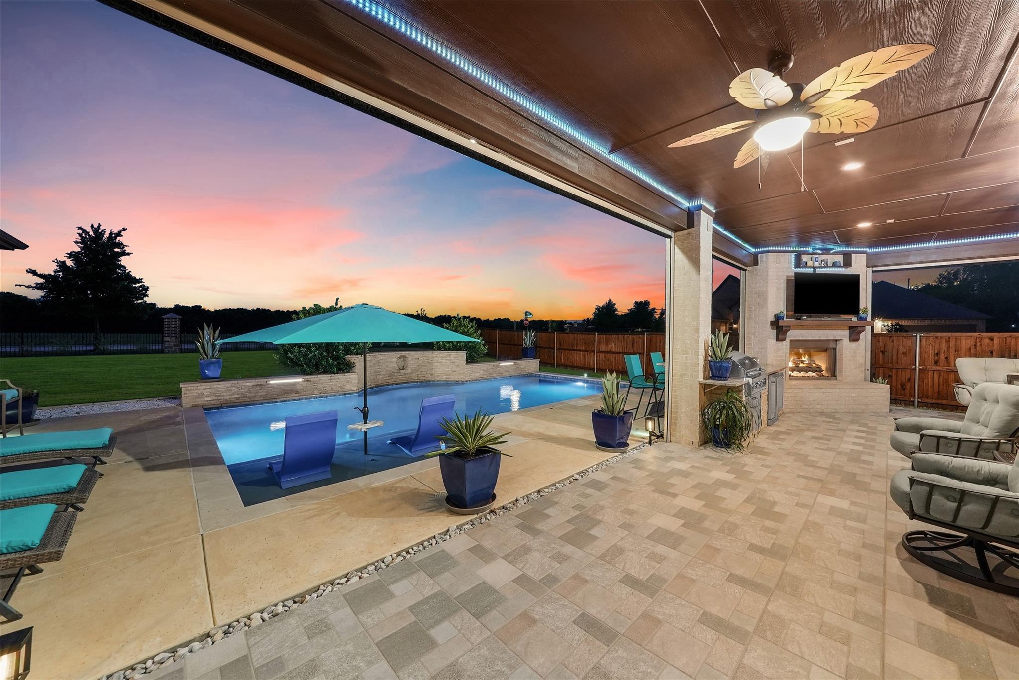 main property photo 29