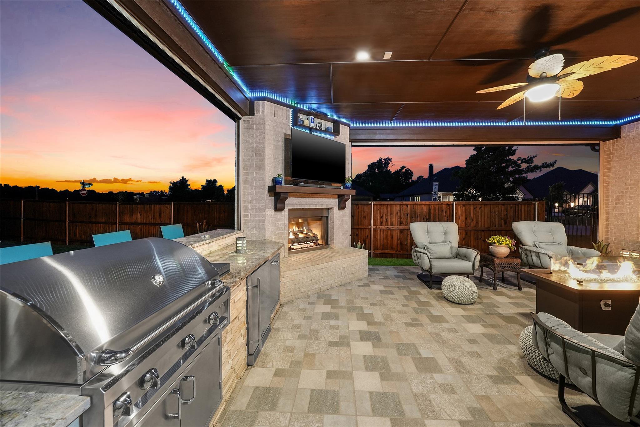 main property photo 31