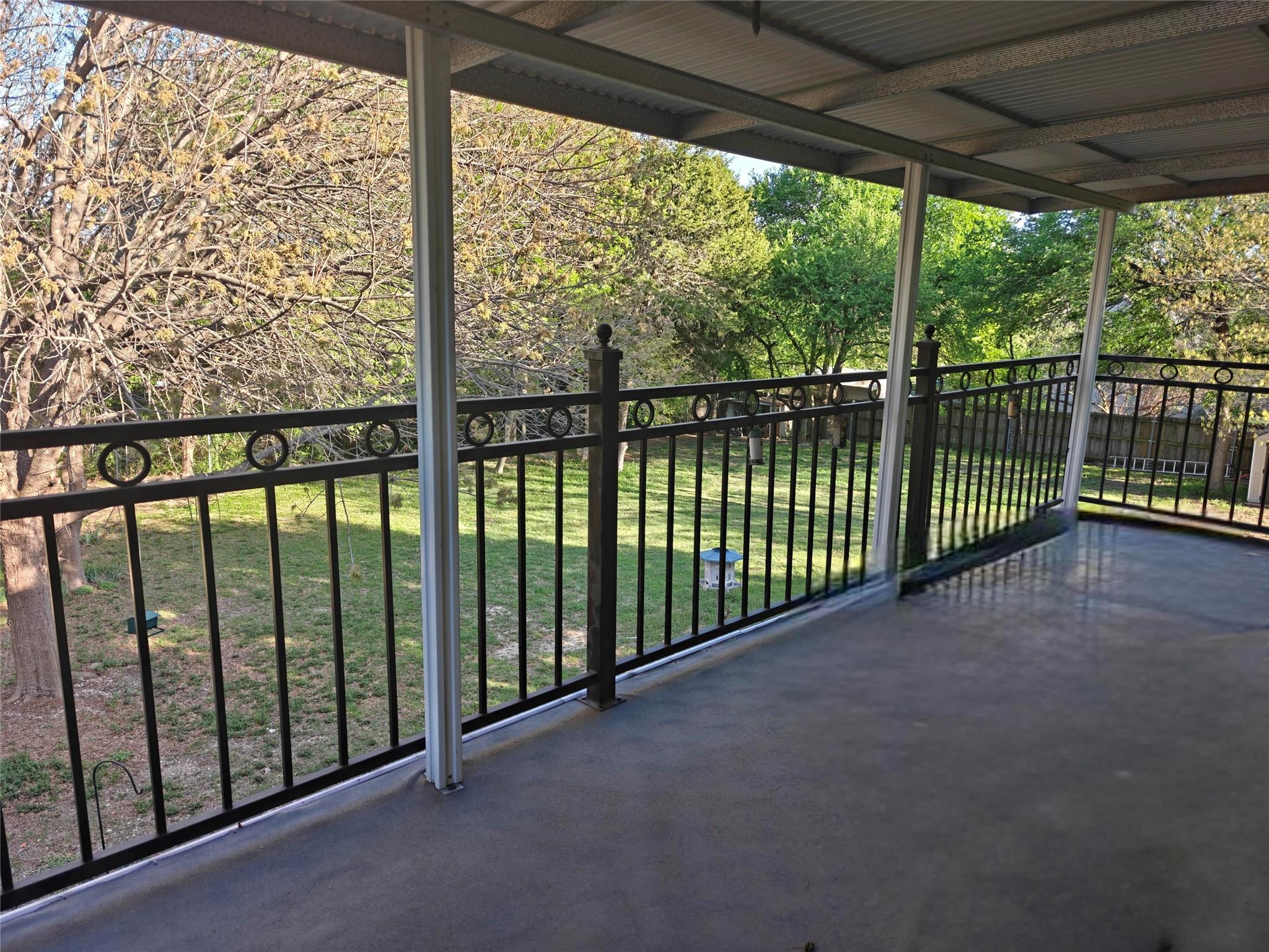 main property photo 32