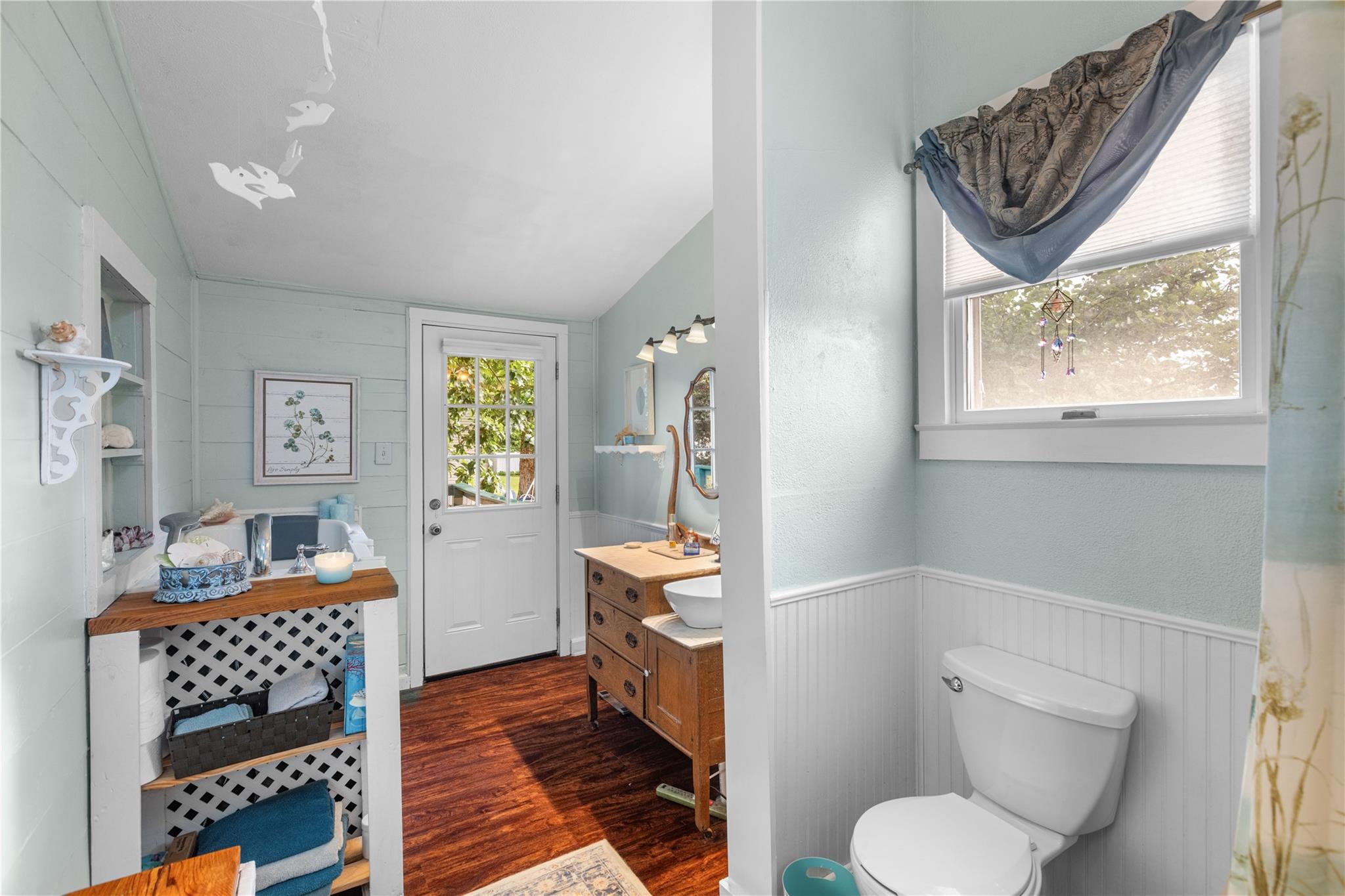 main property photo 18