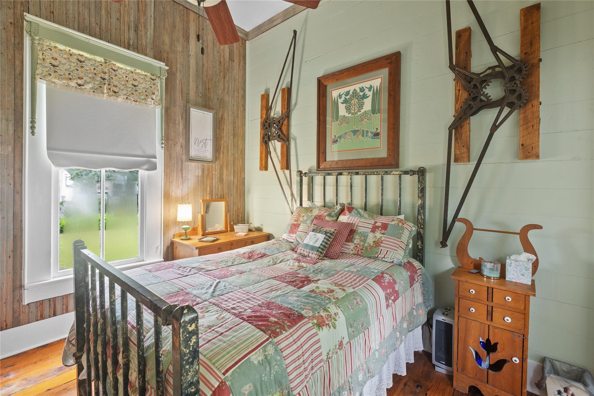 main property photo 31