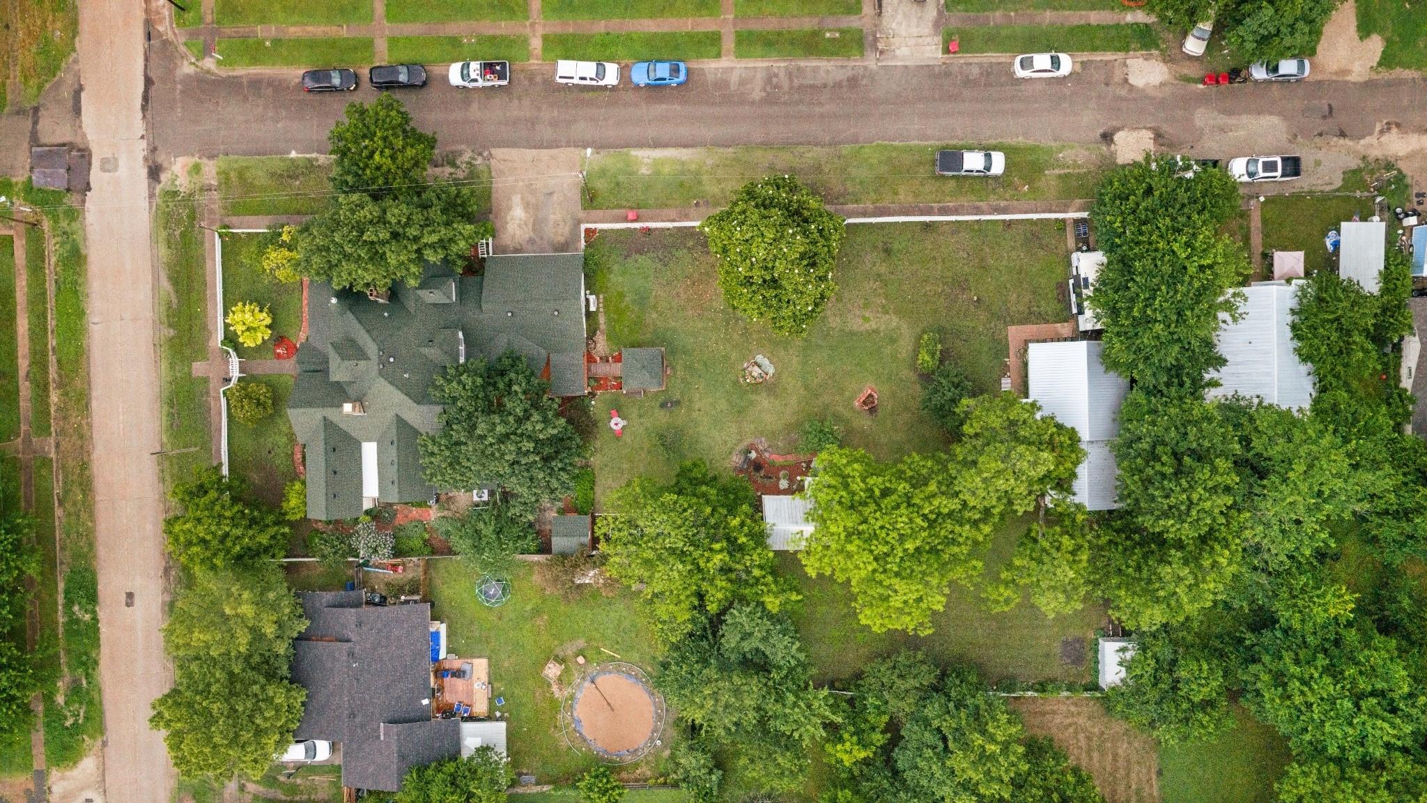main property photo 38