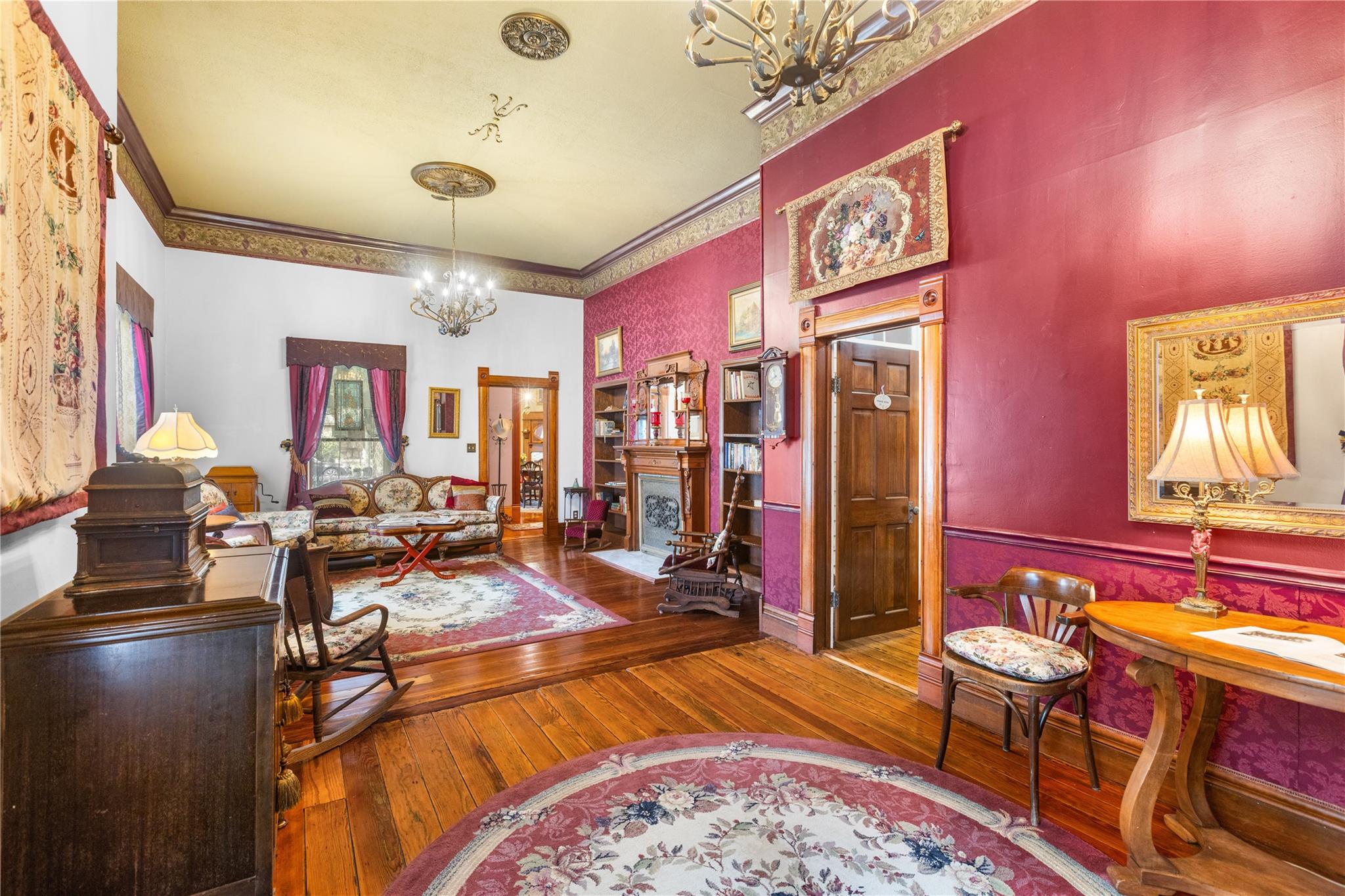main property photo 4