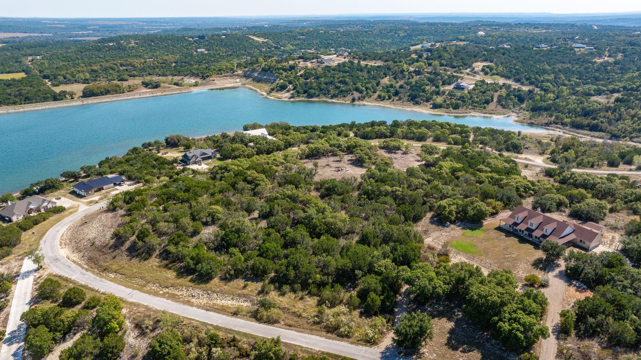 main property photo 13
