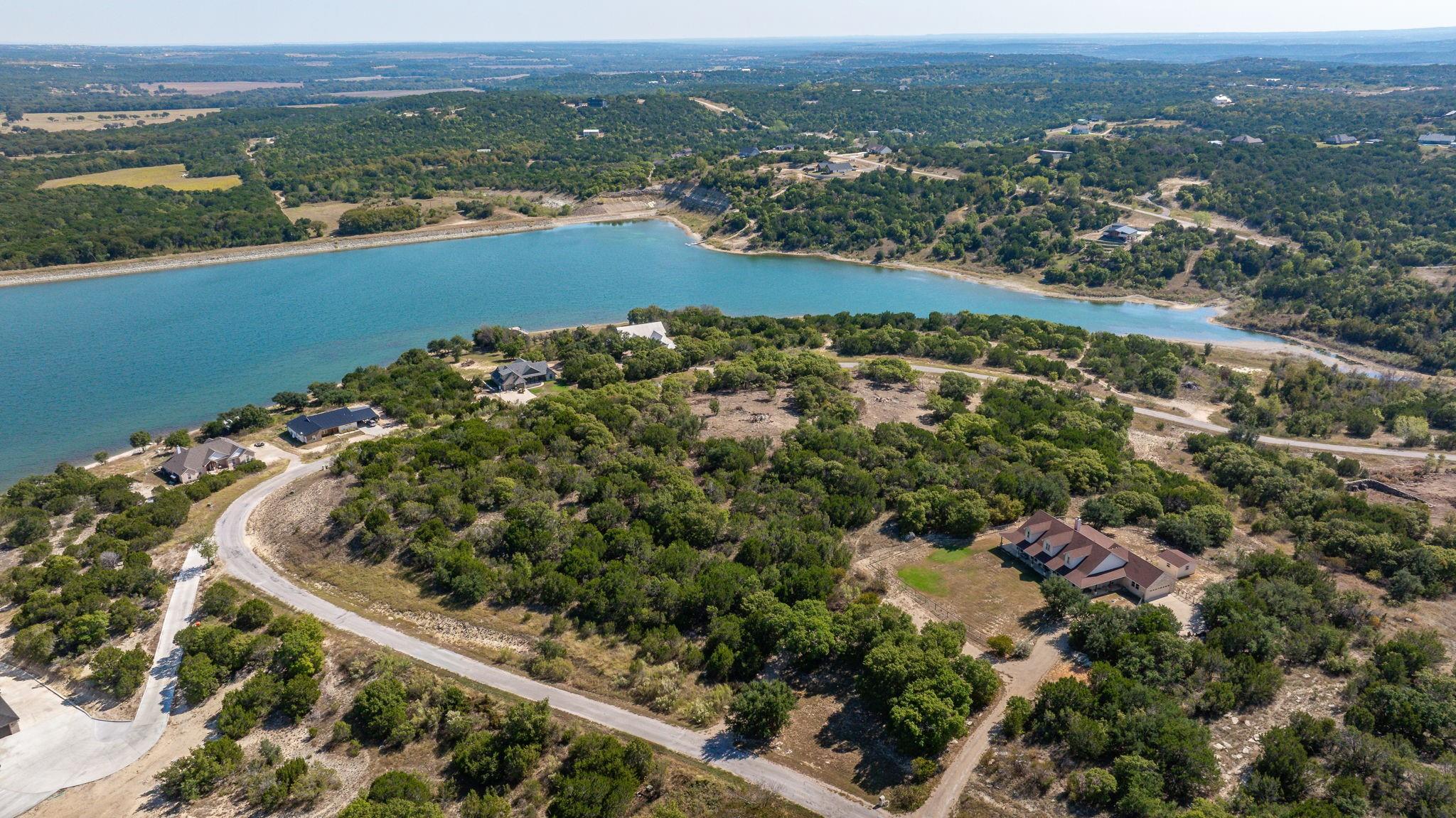 main property photo 14