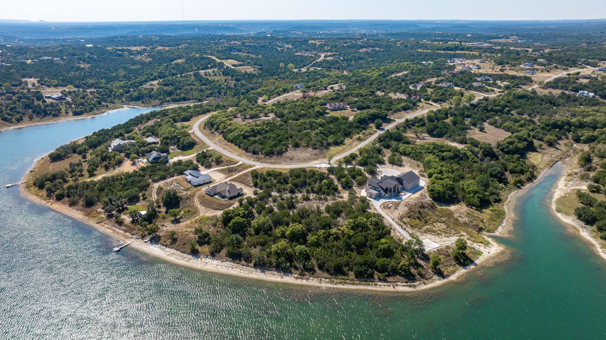 main property photo 16