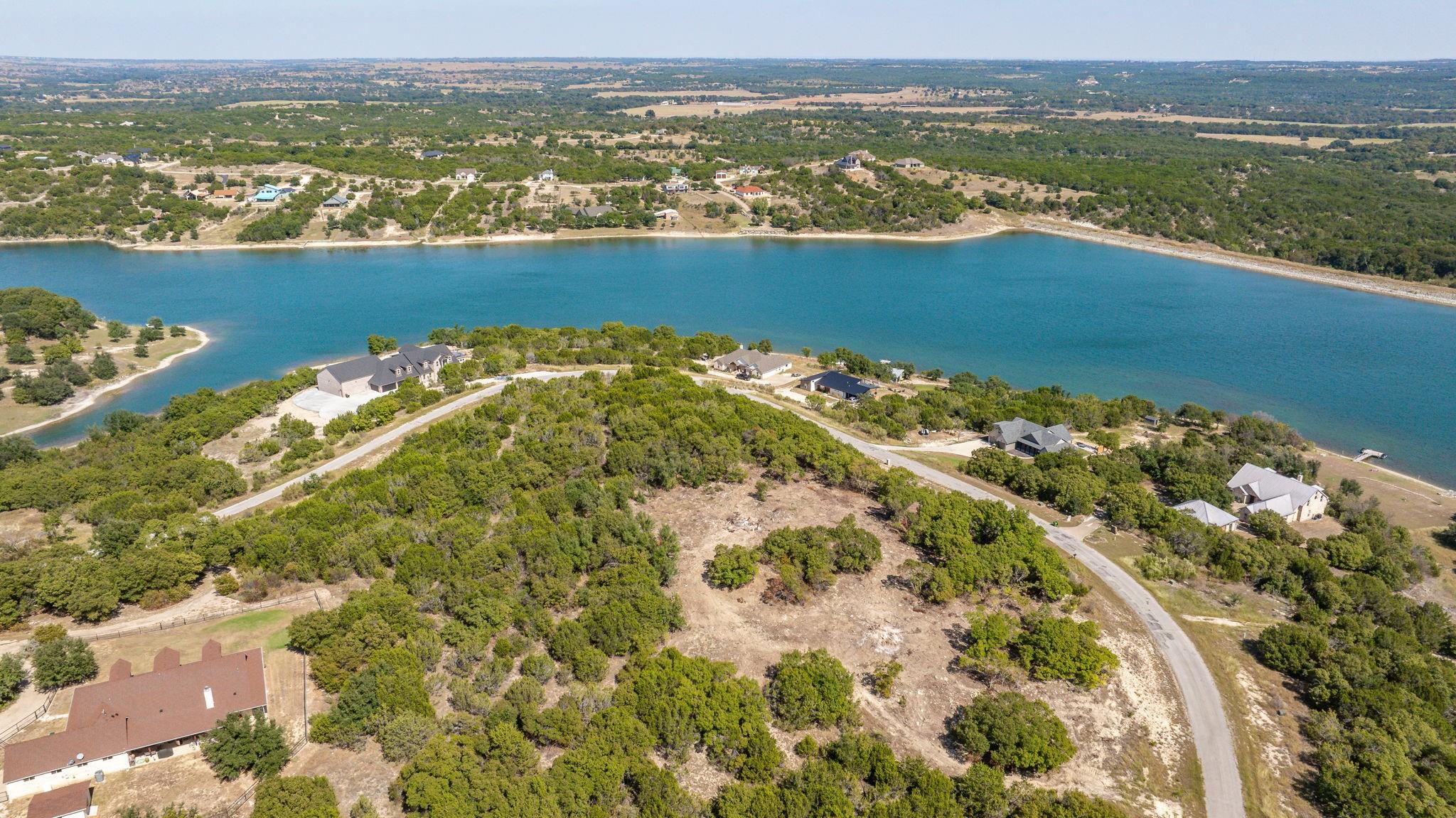 main property photo 9