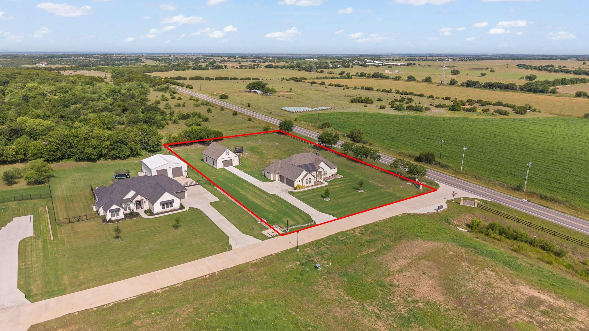 main property photo 39