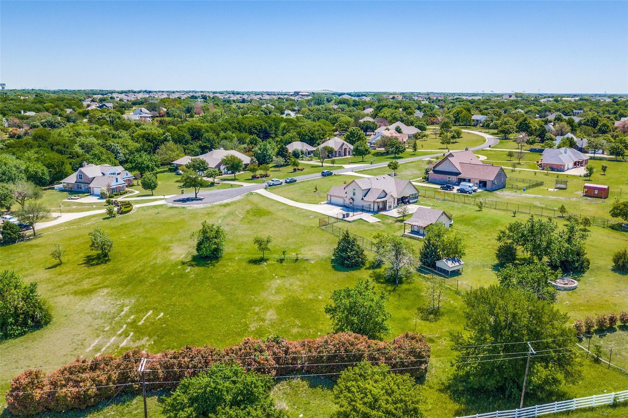 main property photo 3