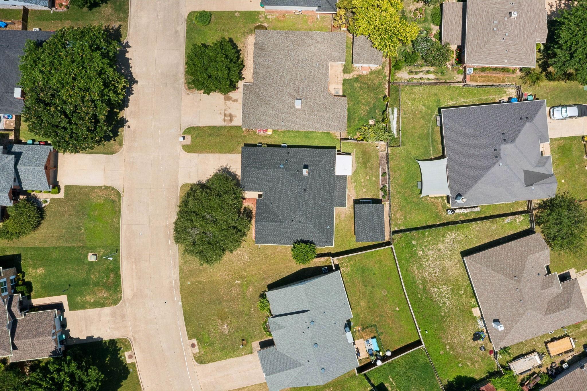 main property photo 23