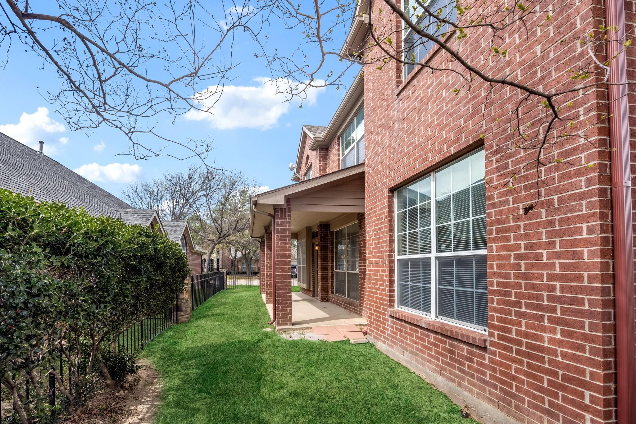 main property photo 36