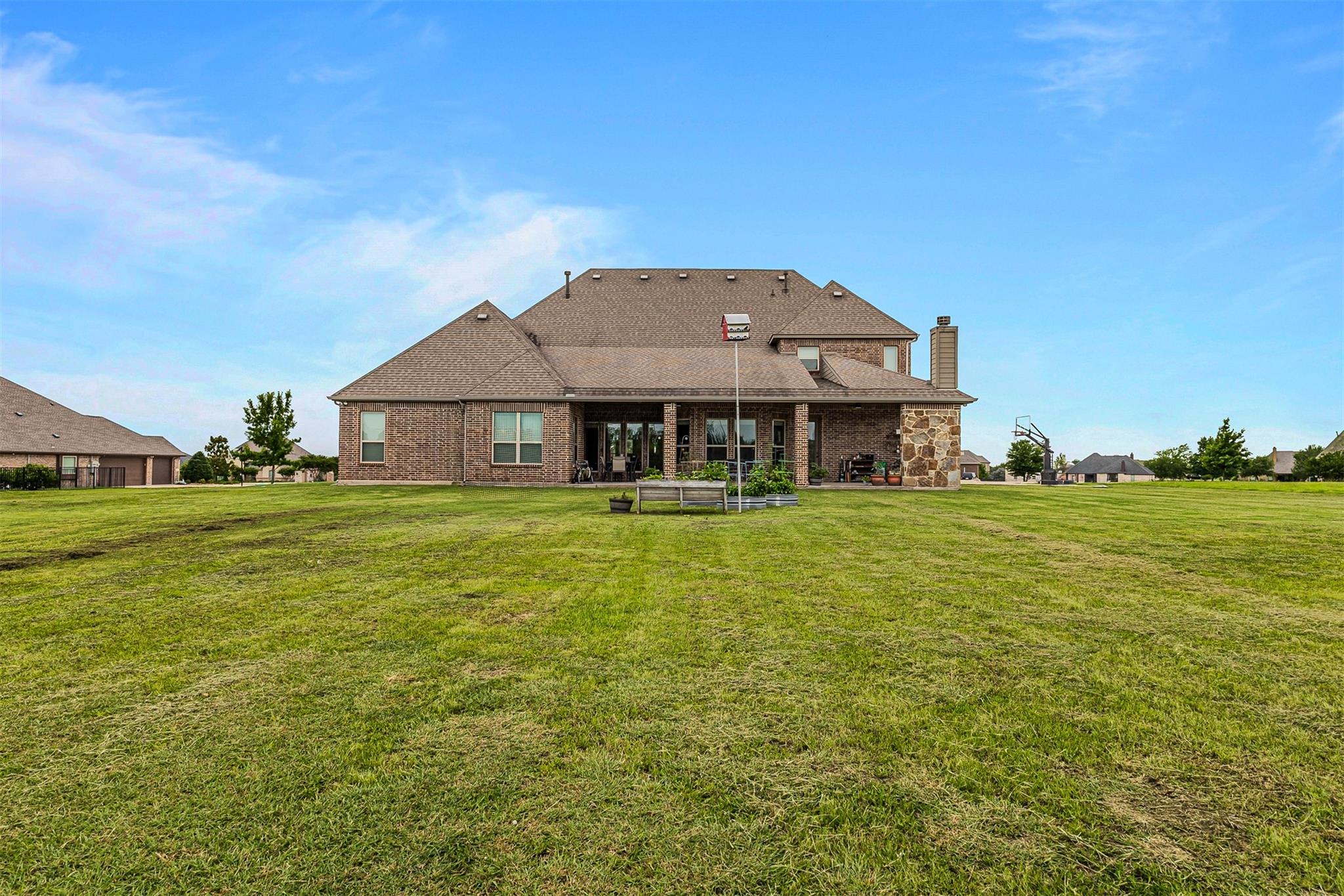 main property photo 36