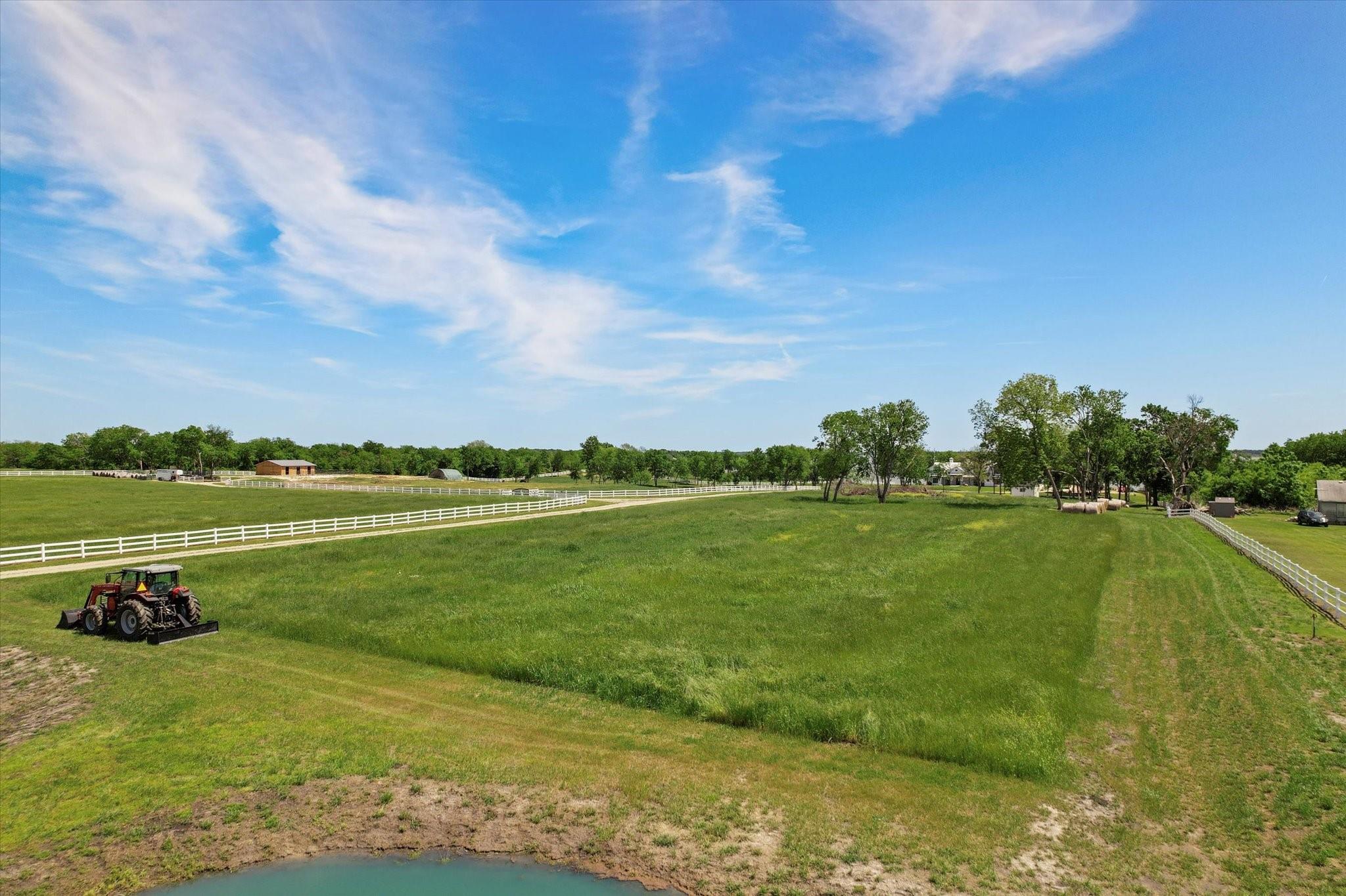 main property photo 37